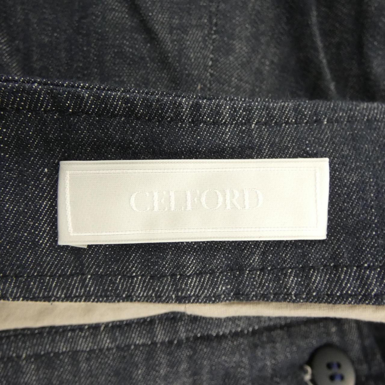 セルフォード CELFORD ショートパンツ