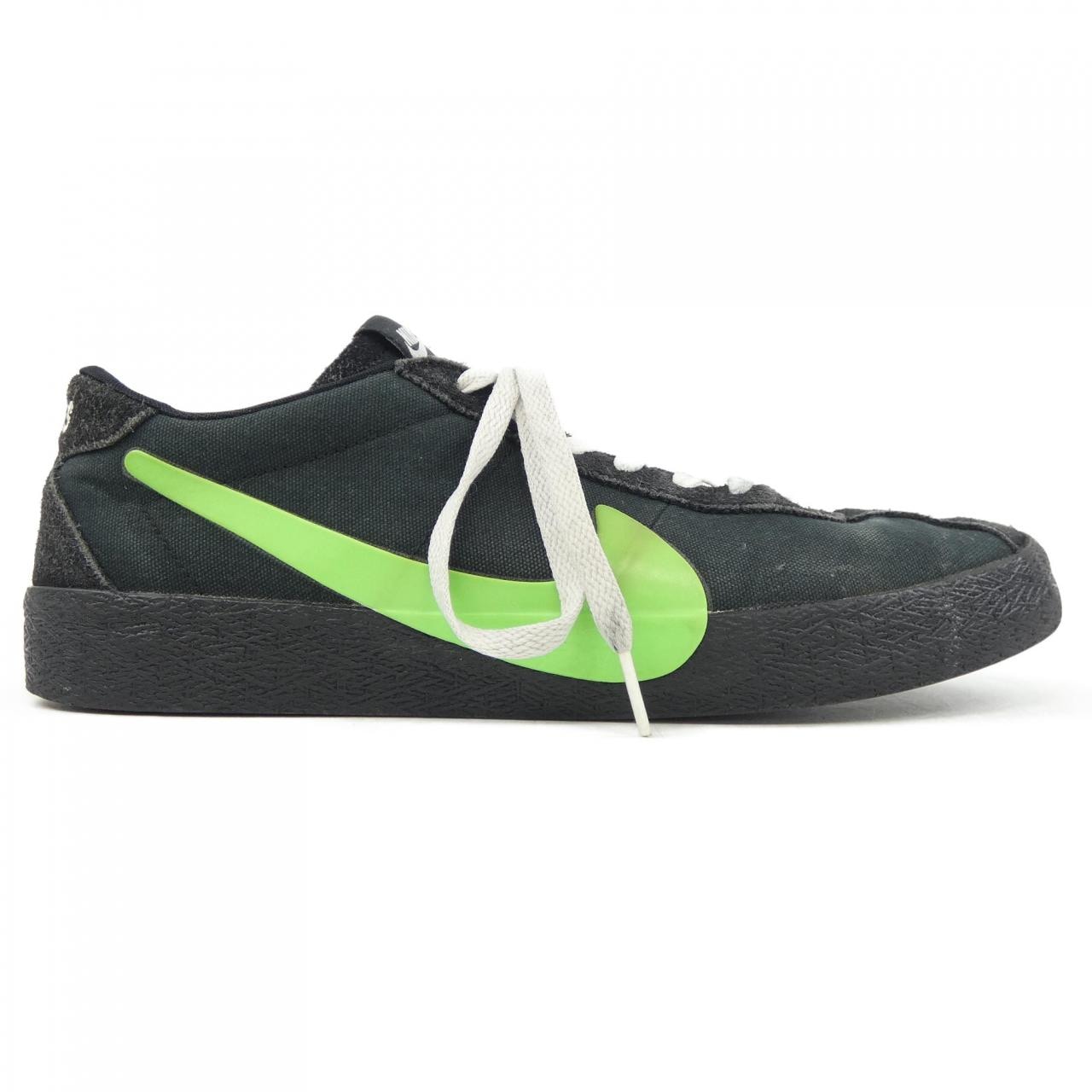 ナイキ NIKE CU3211-001 スニーカー