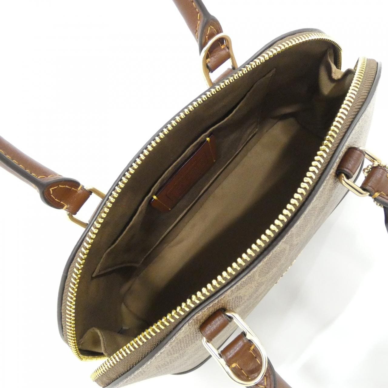 【新品】コーチ CCQ26 バッグ