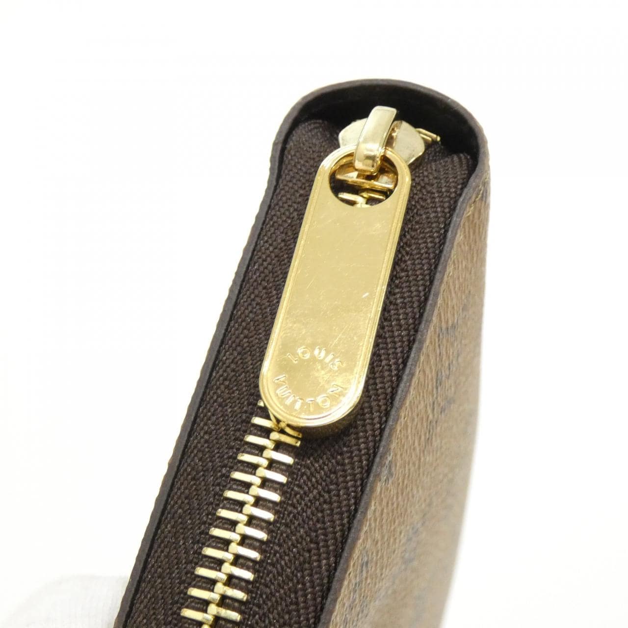 ルイヴィトン モノグラム リバース ジッピー ウォレット M82444 財布