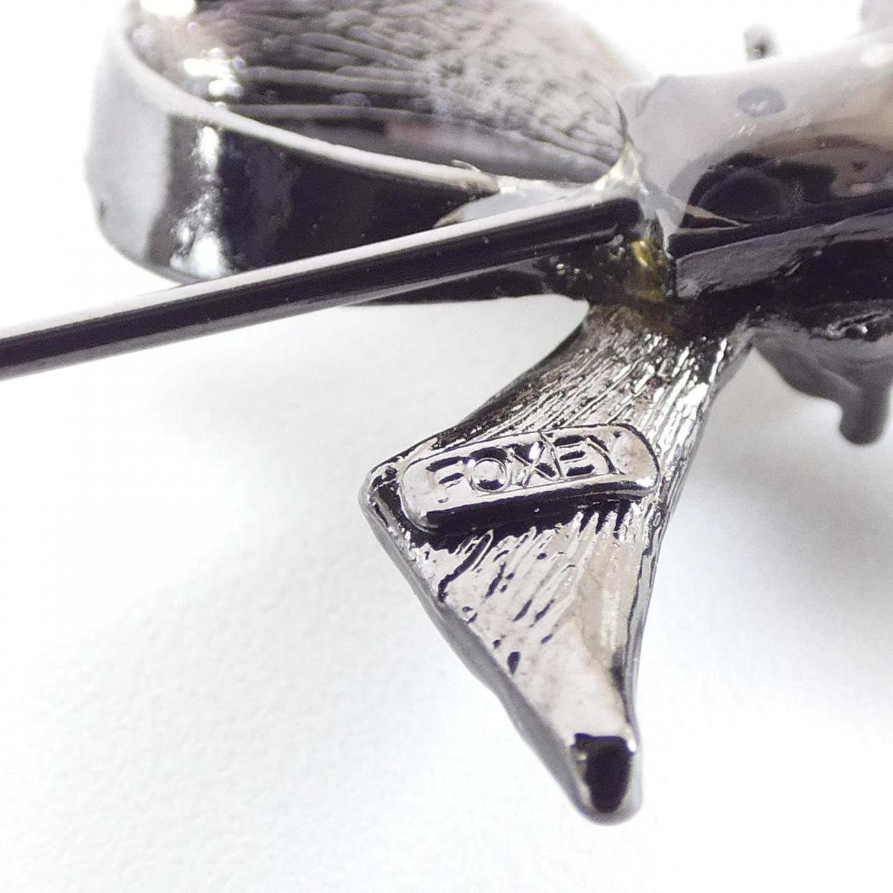 Foxy FOXEY brooch