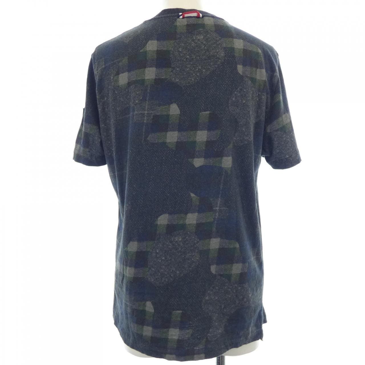 モンクレールガムブルー MONCLER GAMMEBLEU A23918001300 Tシャツ
