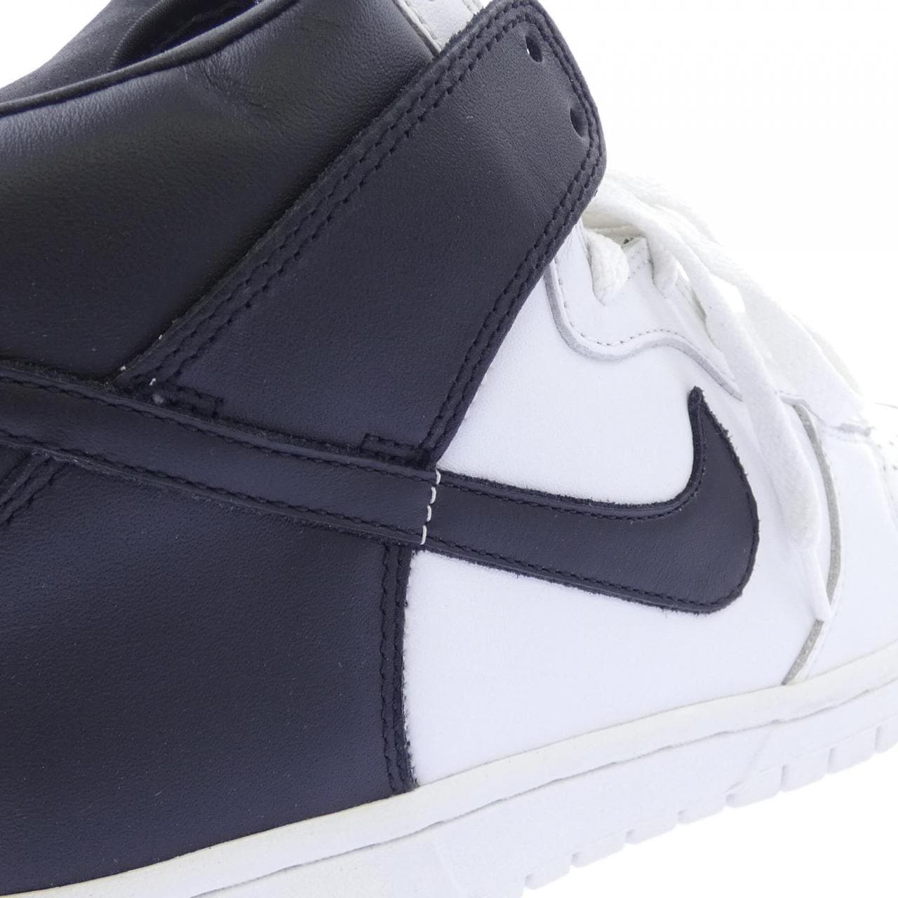 ナイキ NIKE 309235-101 スニーカー