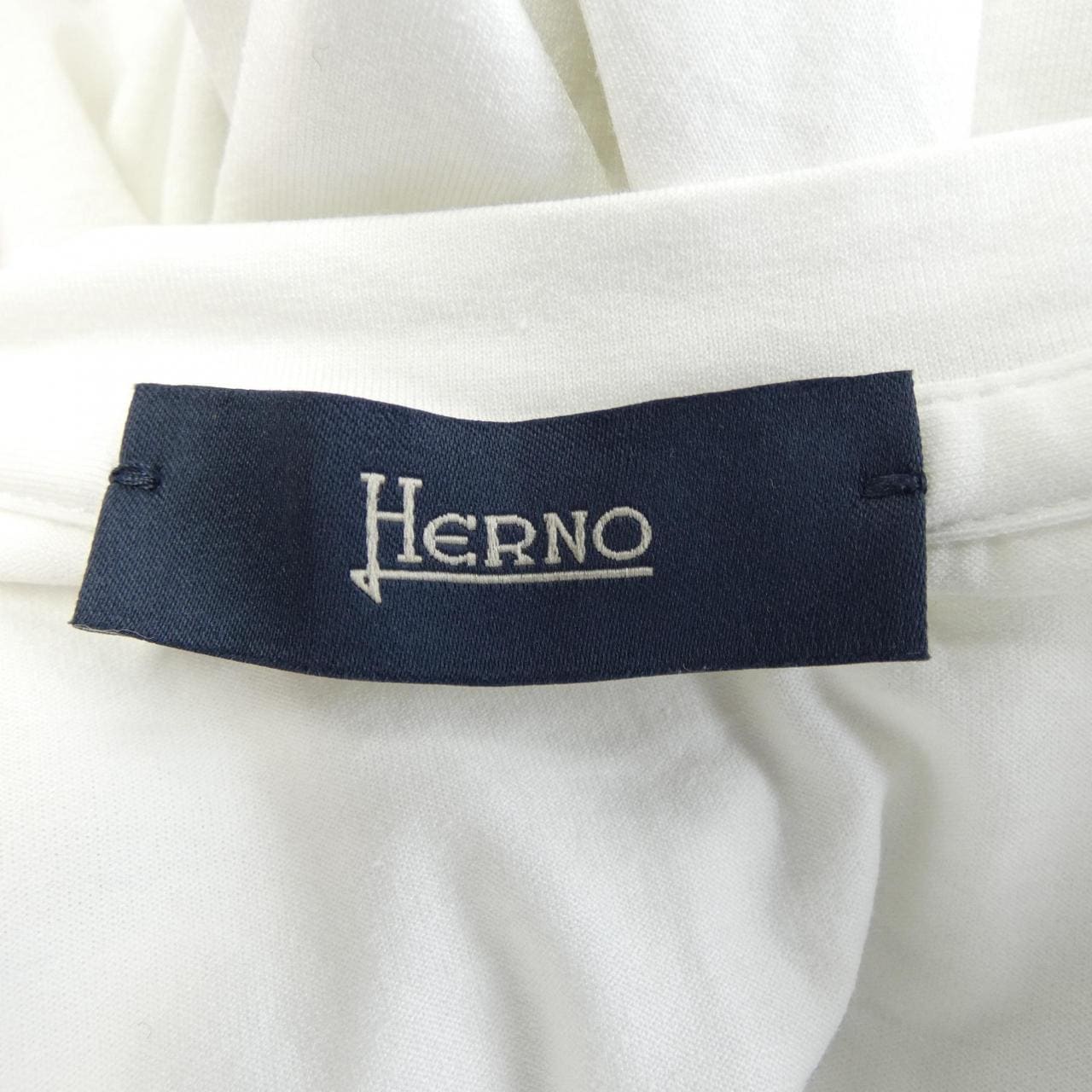 ヘルノ Herno JG000174U Tシャツ