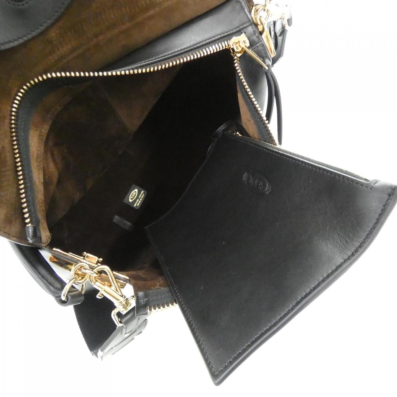 トッズ T CASE ショルダーバッグ