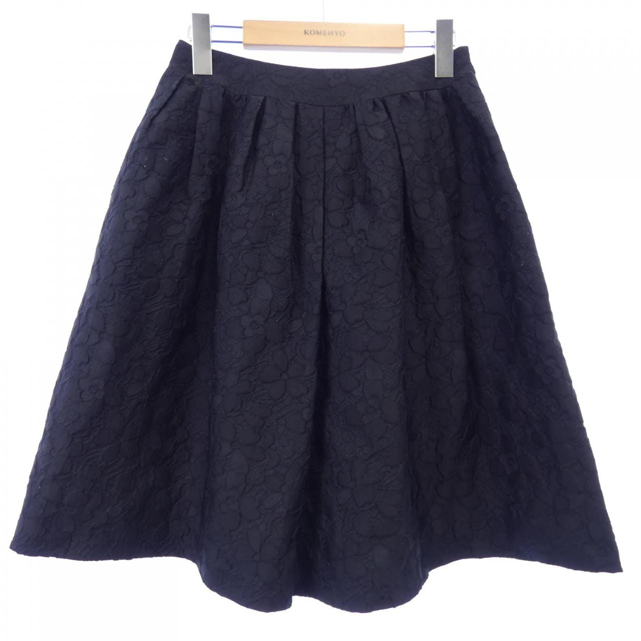 トゥービーシック TO BE CHIC スカート