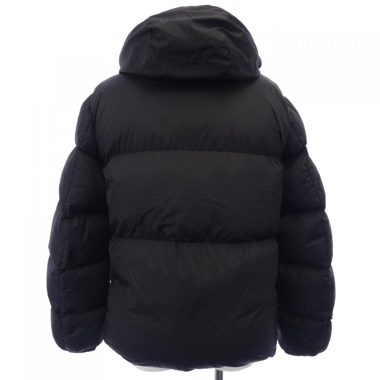 モンクレール MONCLER ダウンジャケット