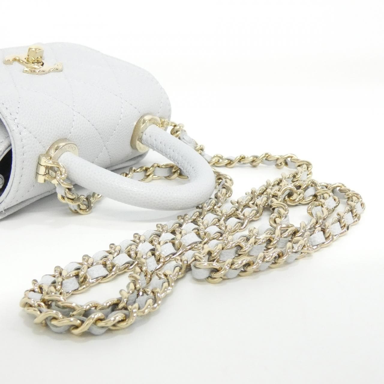 シャネル AP4245 チェーンクラッチ