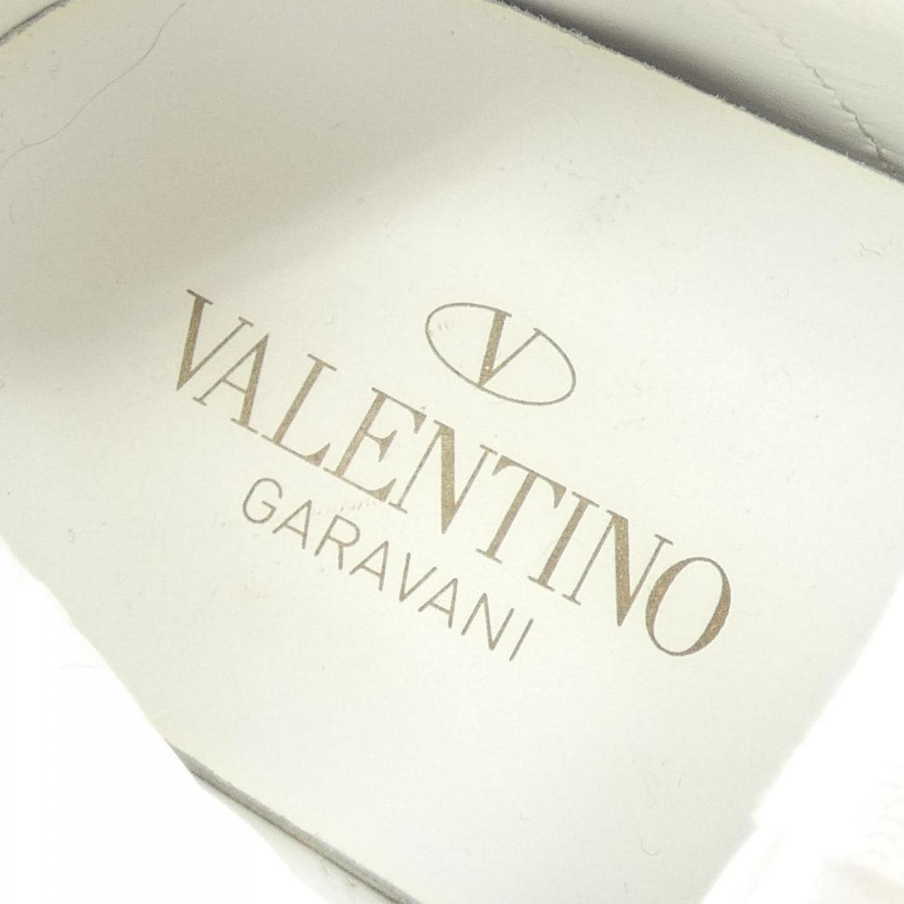 ヴァレンティノガラヴァーニ VALENTINO GARAVANI TTA01W2 スニーカー
