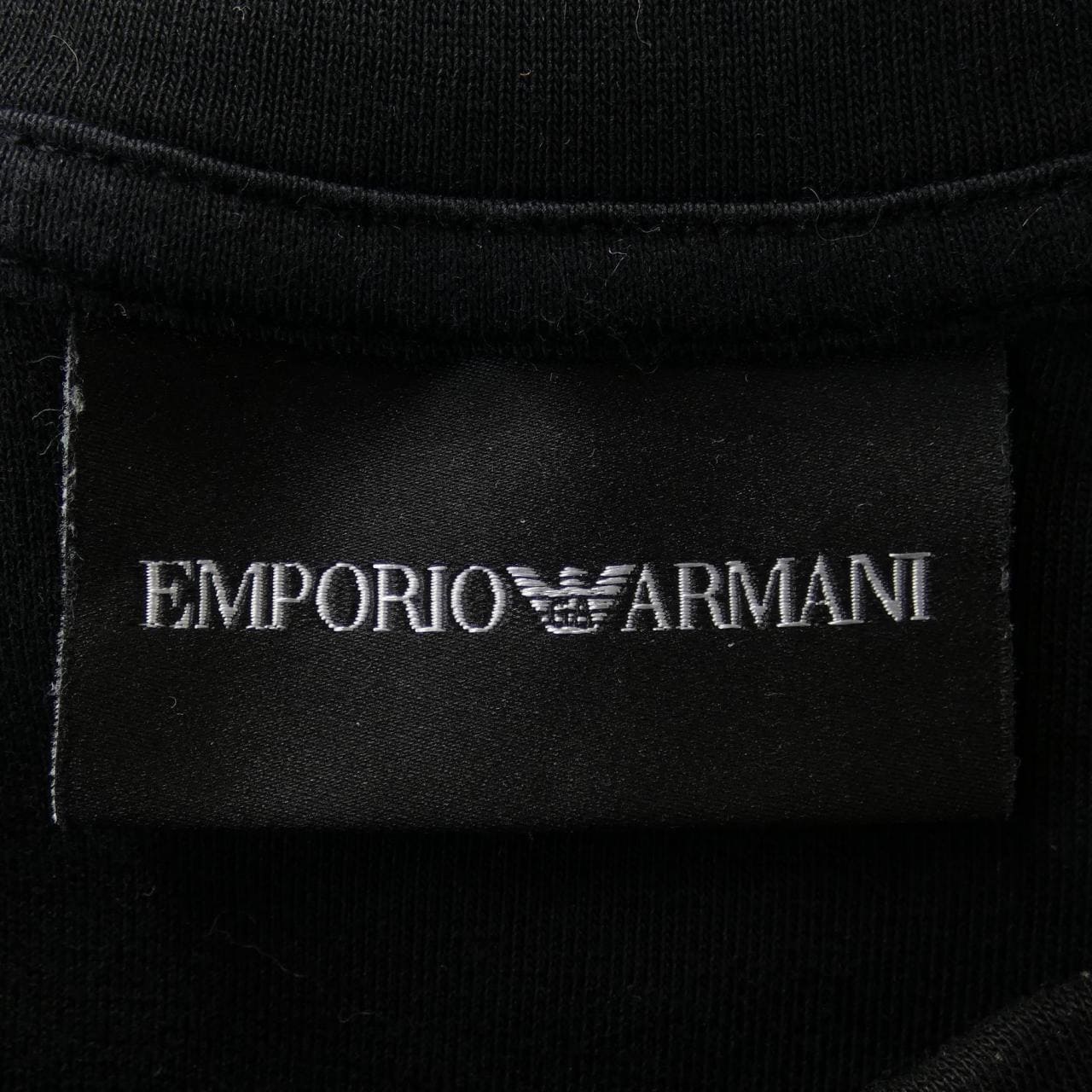 エンポリオアルマーニ EMPORIO ARMANI トップス