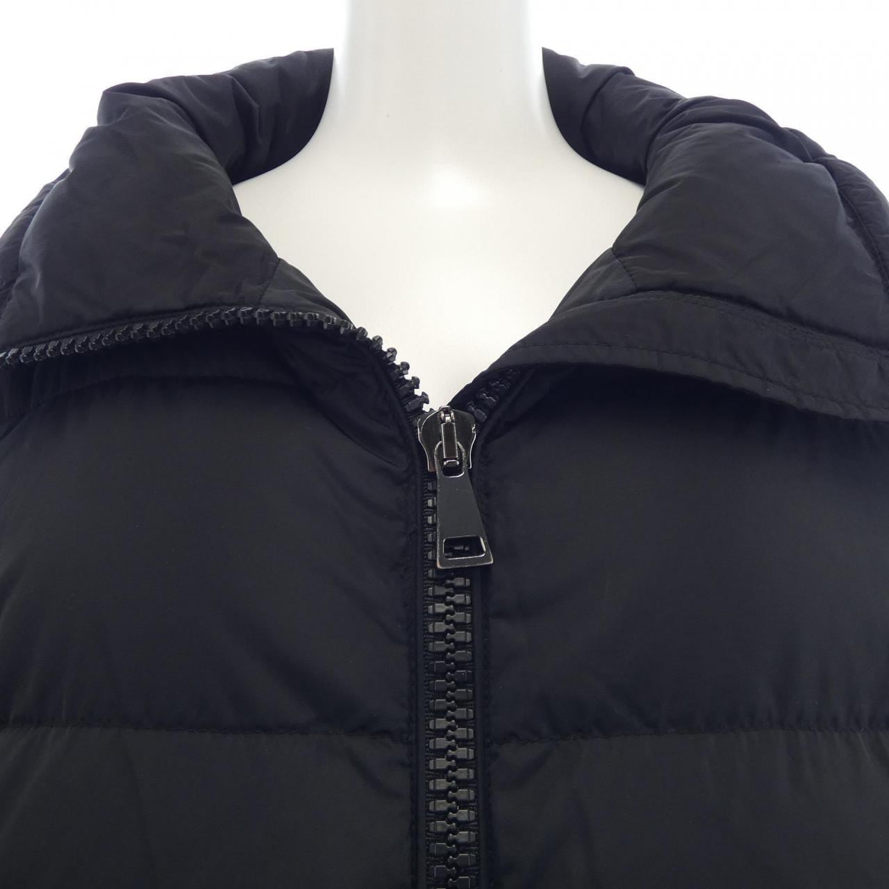 モンクレール MONCLER VIBURNUM ダウンコート