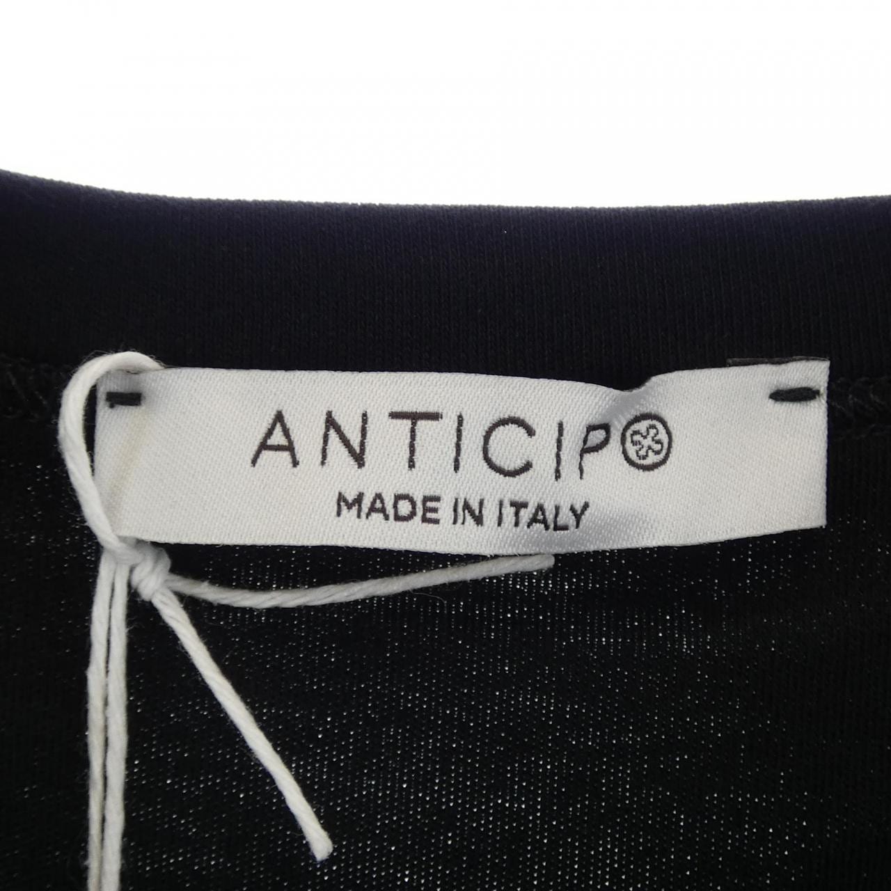 アンティーチポ ANTICIPO Tシャツ