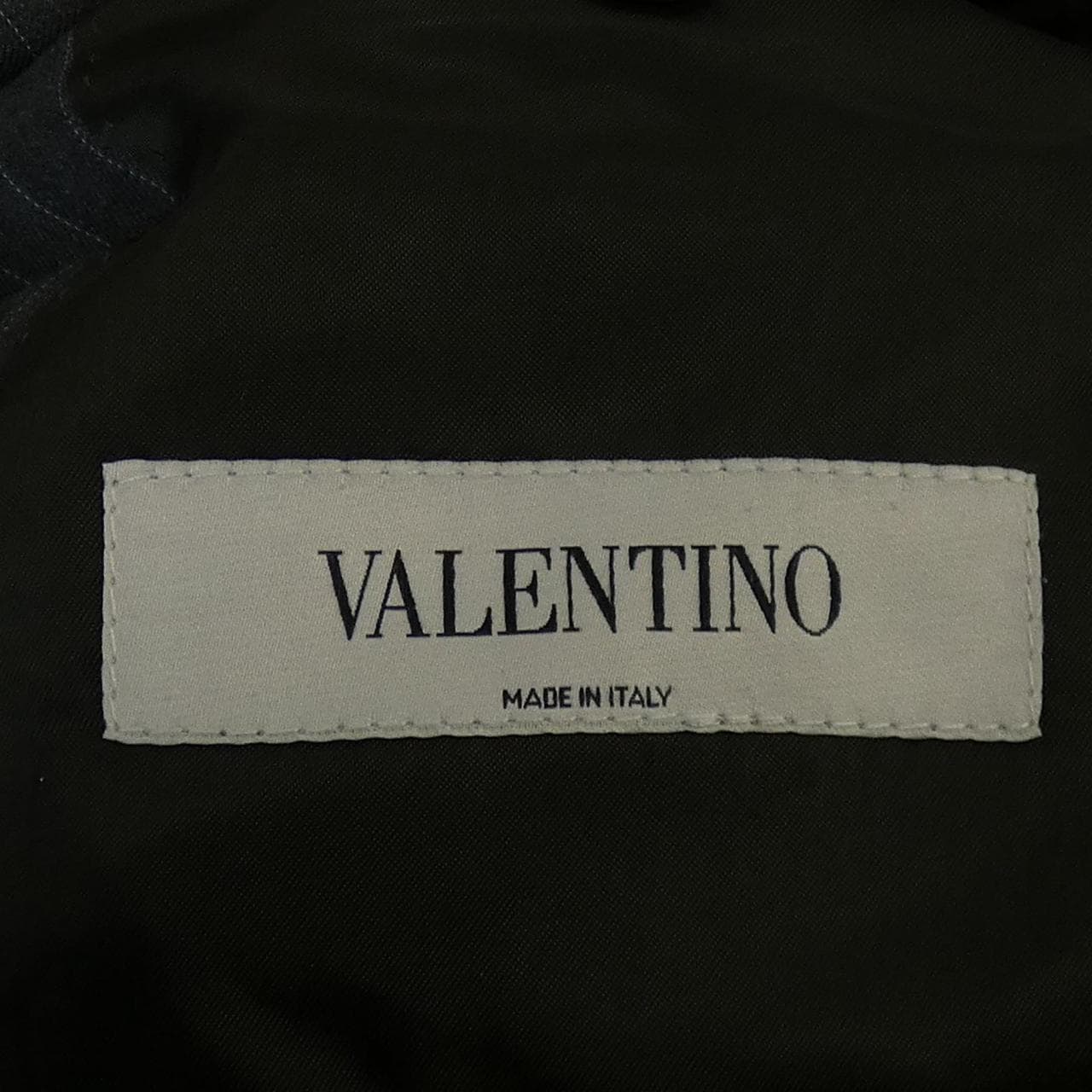 ヴァレンティノ VALENTINO スーツ