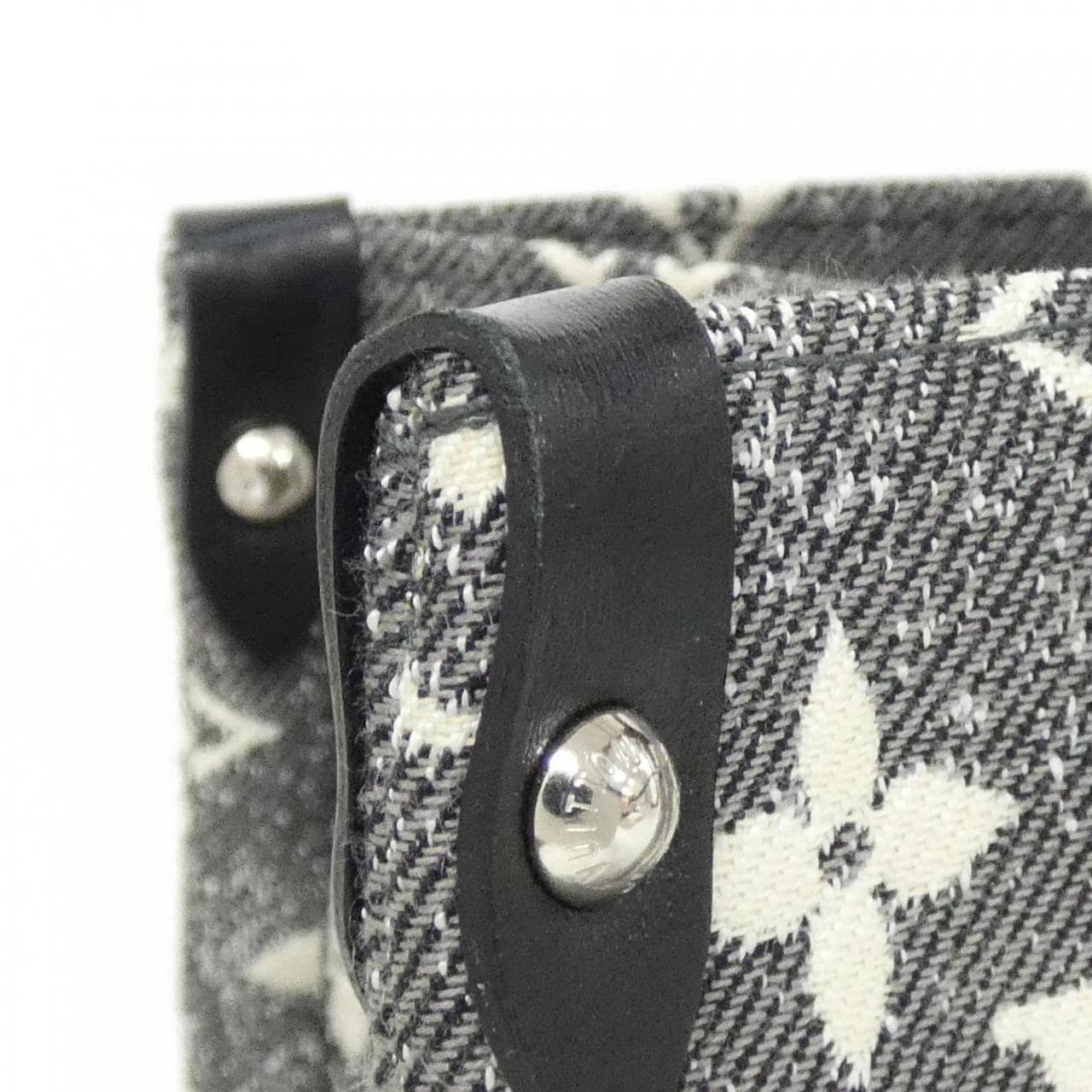 ルイヴィトン モノグラム ジャカード キャンバス オンザゴー MM M46448 バッグ