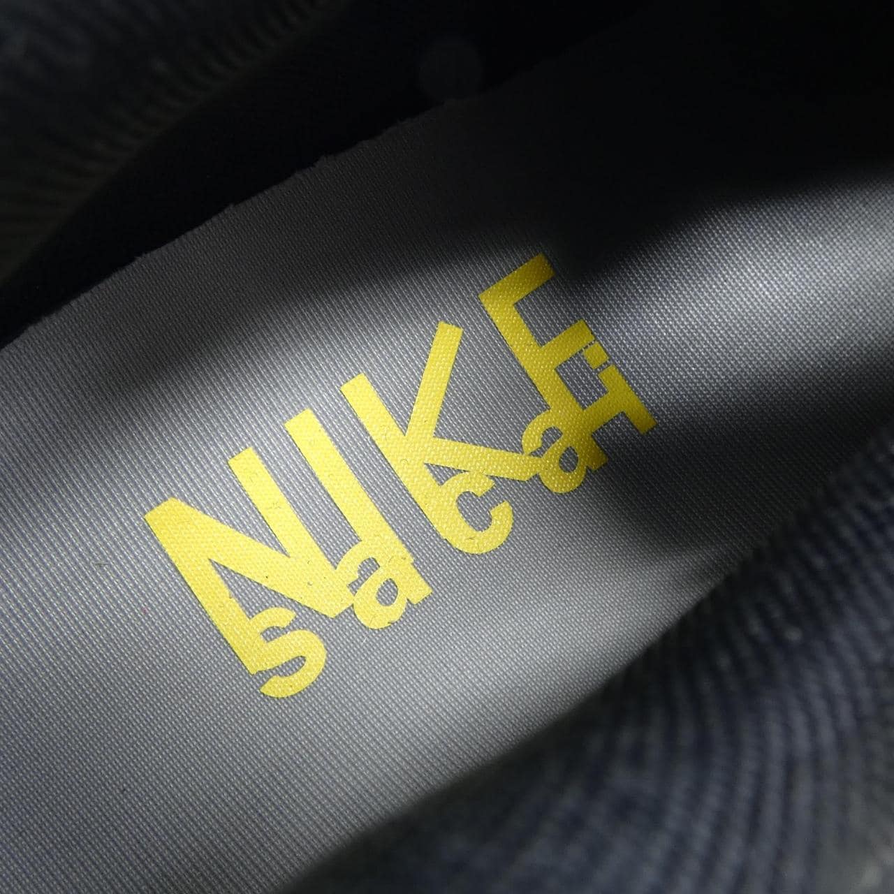 ナイキサカイ NIKE×SACAI HQ8618-002 スニーカー