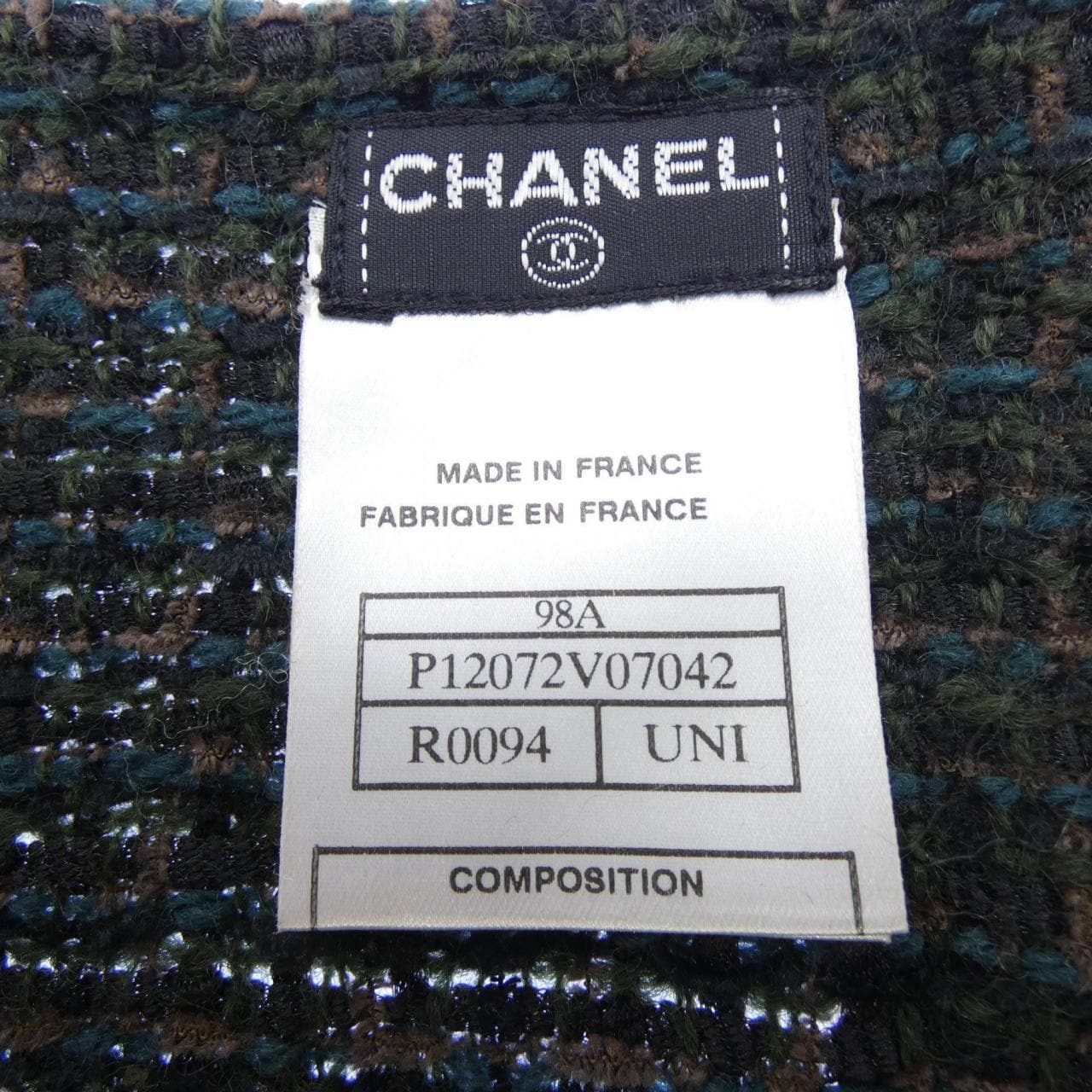 【ヴィンテージ】シャネル CHANEL P12072V07042 98A MUFFLER