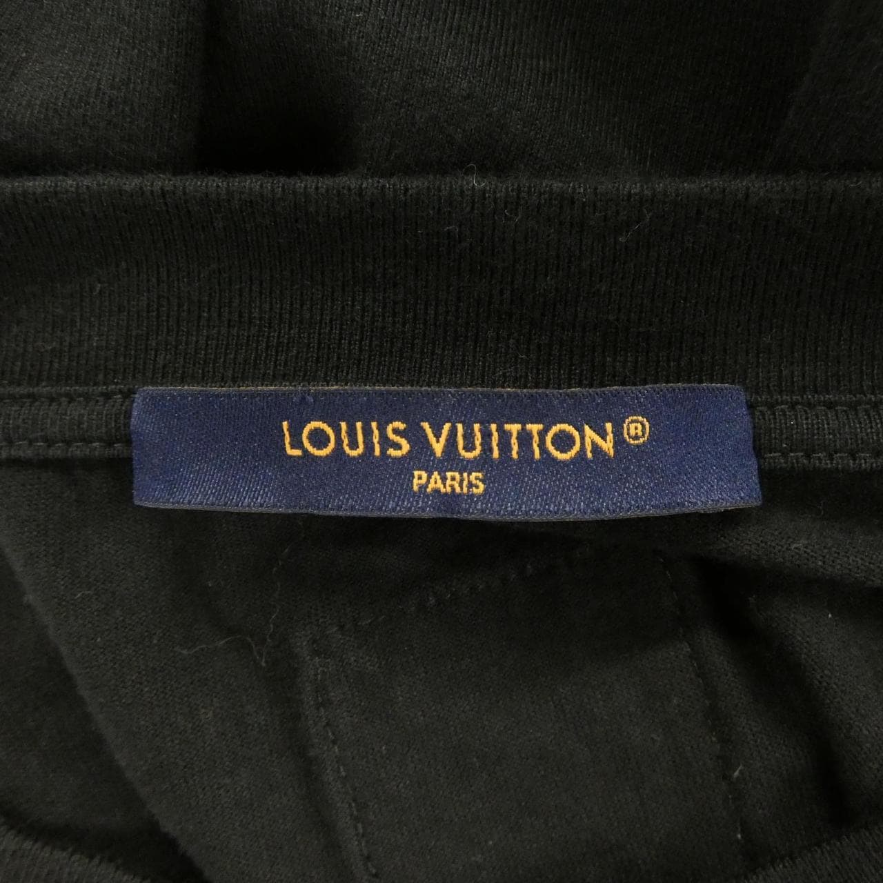 ルイヴィトン LOUIS VUITTON エンブロイダードシグネチャーTシャツ HTY21WNPG Tシャツ