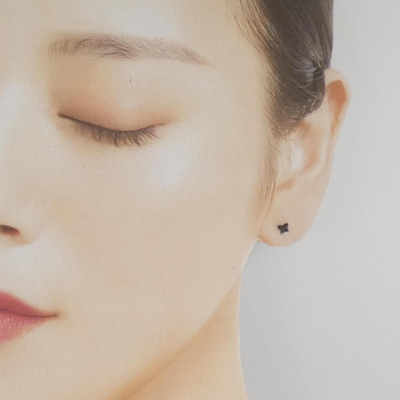 K18YG/K18BG ダイヤモンド ピアス 0.04CT