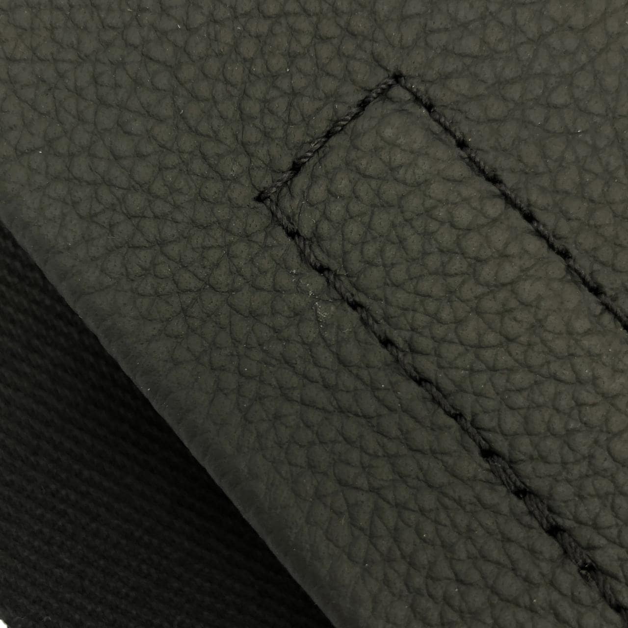 ルイヴィトン LVアエログラム テイクオフ スリング M57081 ショルダーバッグ