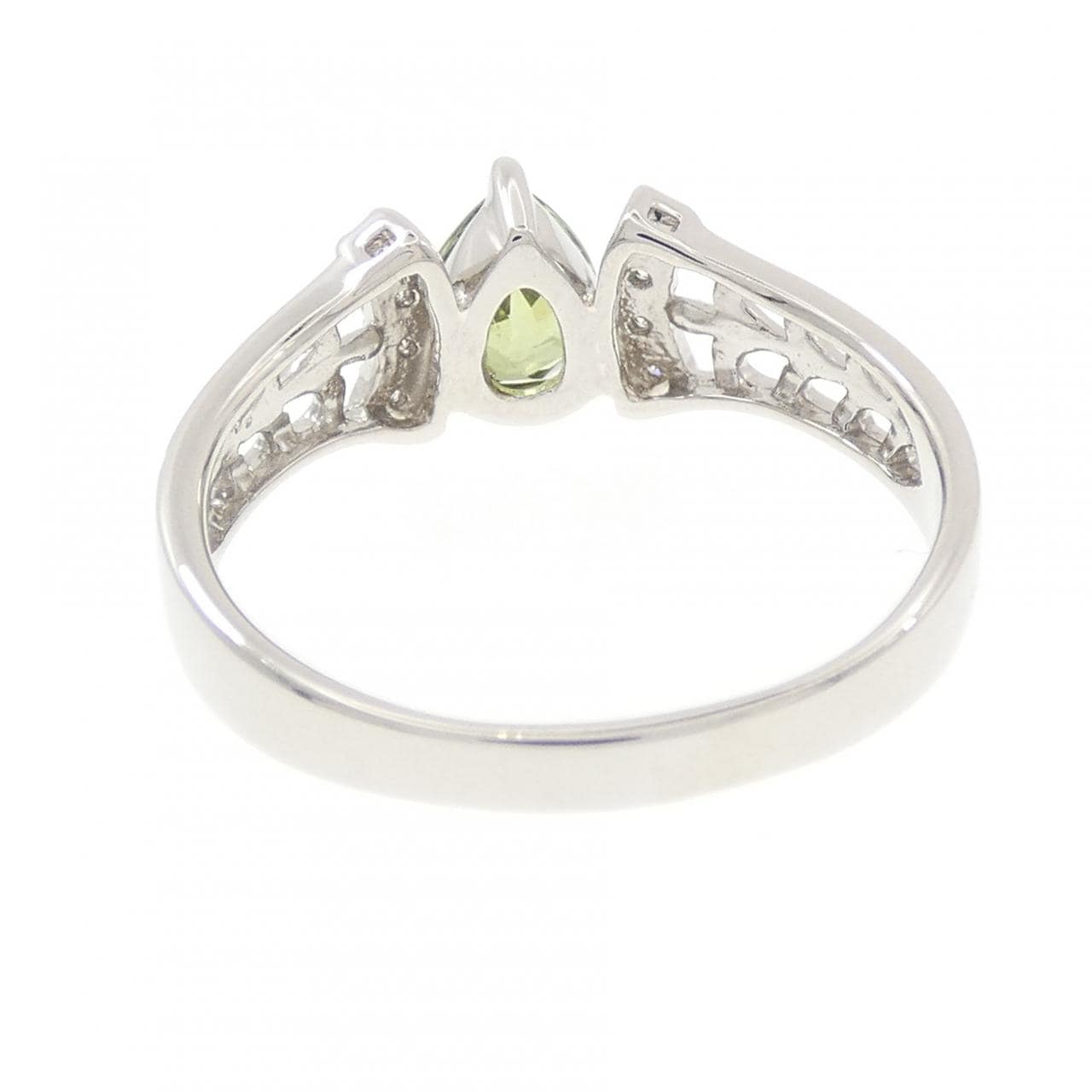 PT900 グリーンガーネット リング 0.89CT