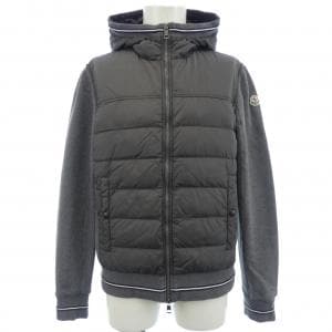 モンクレール MONCLER ダウンジャケット