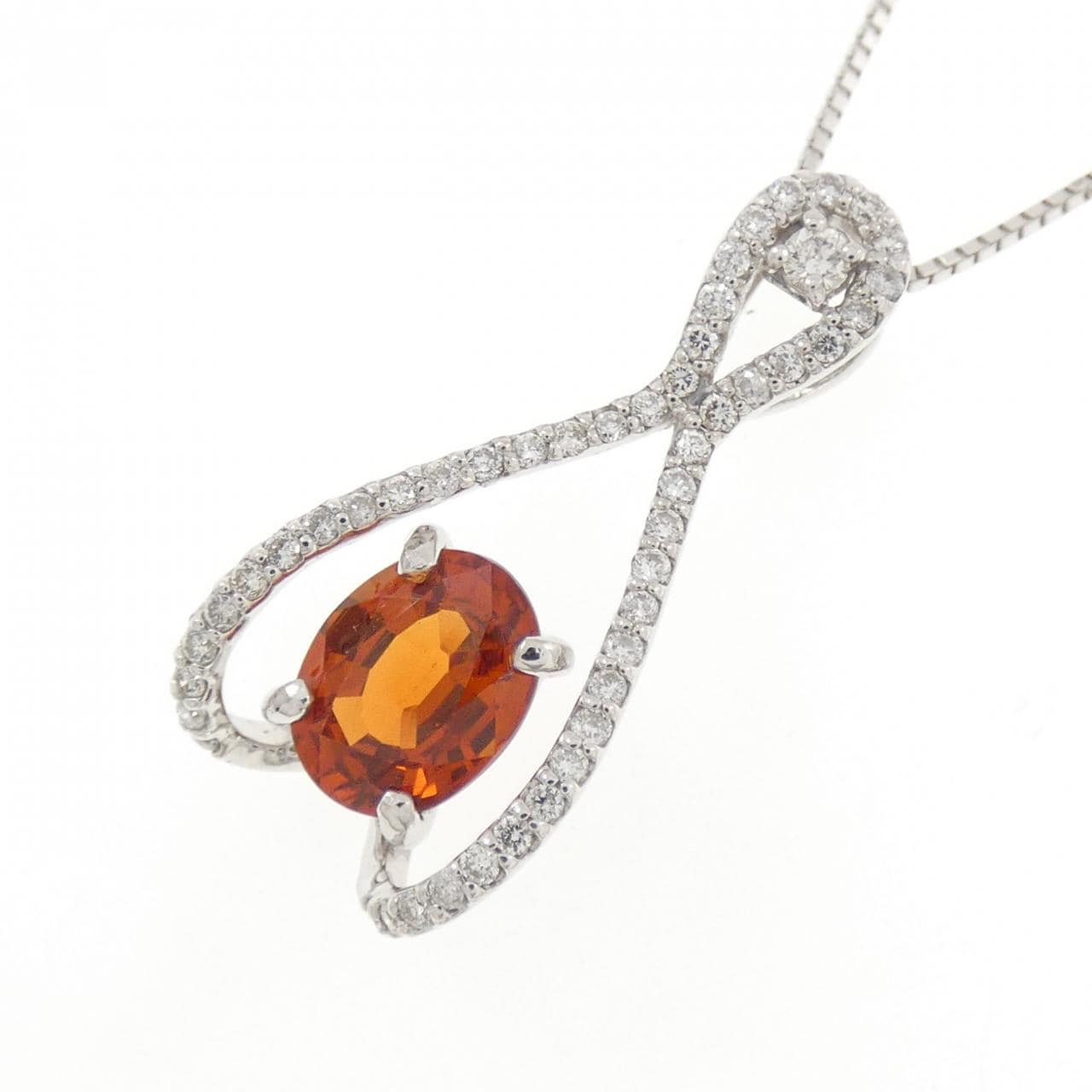 K18WG ガーネット ネックレス 1.71CT