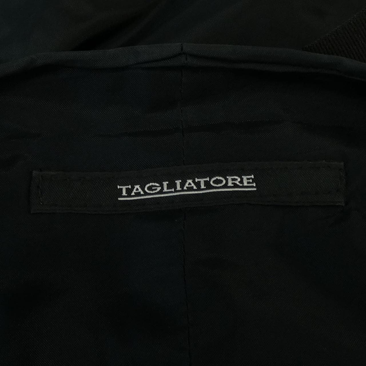 タリアトーレ TAGLIATORE ベスト