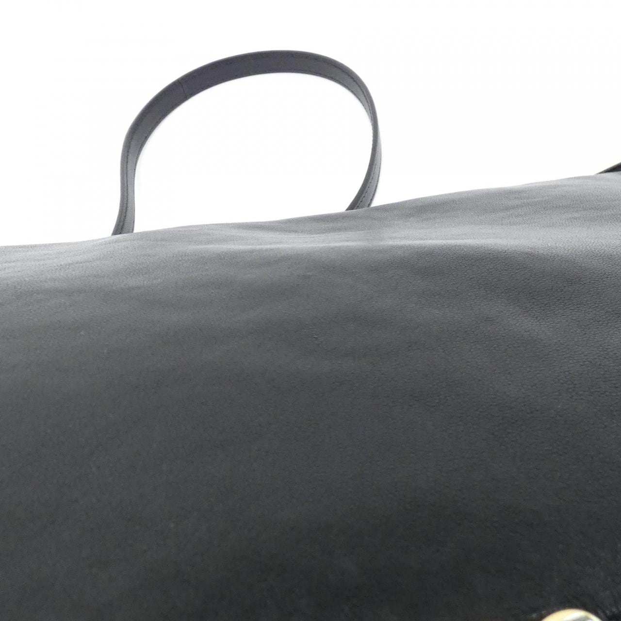 CELINE半月形软肩包 124142T88