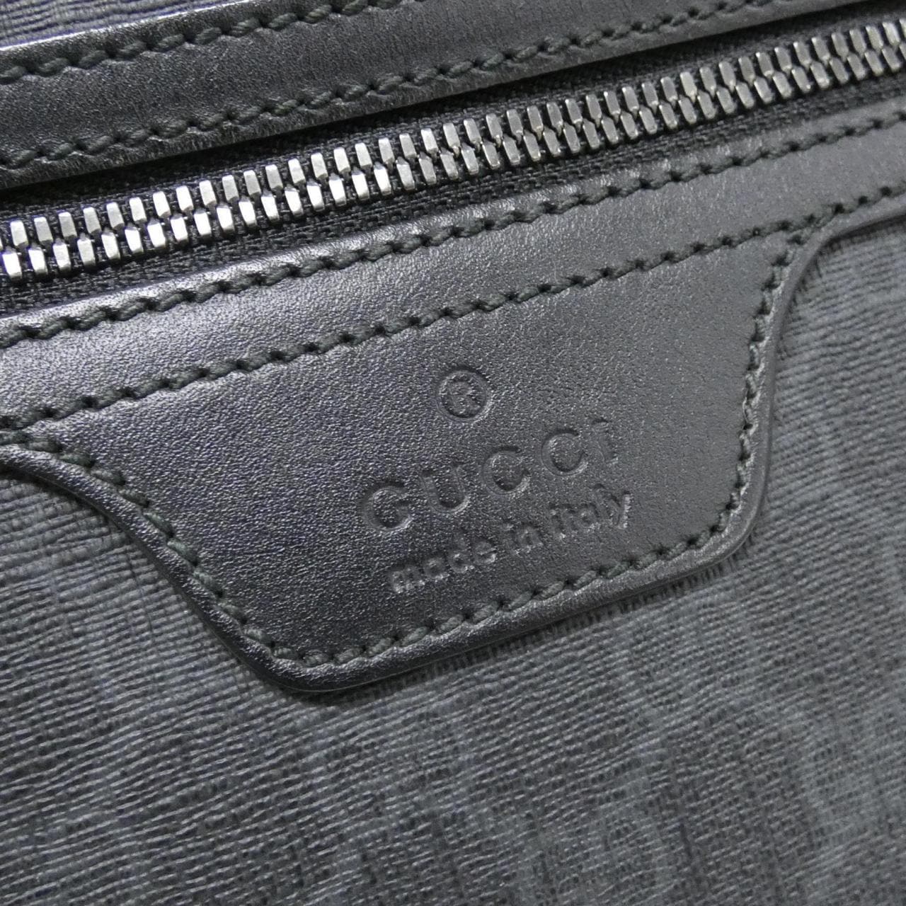 グッチ 322279 KHN7R ショルダーバッグ