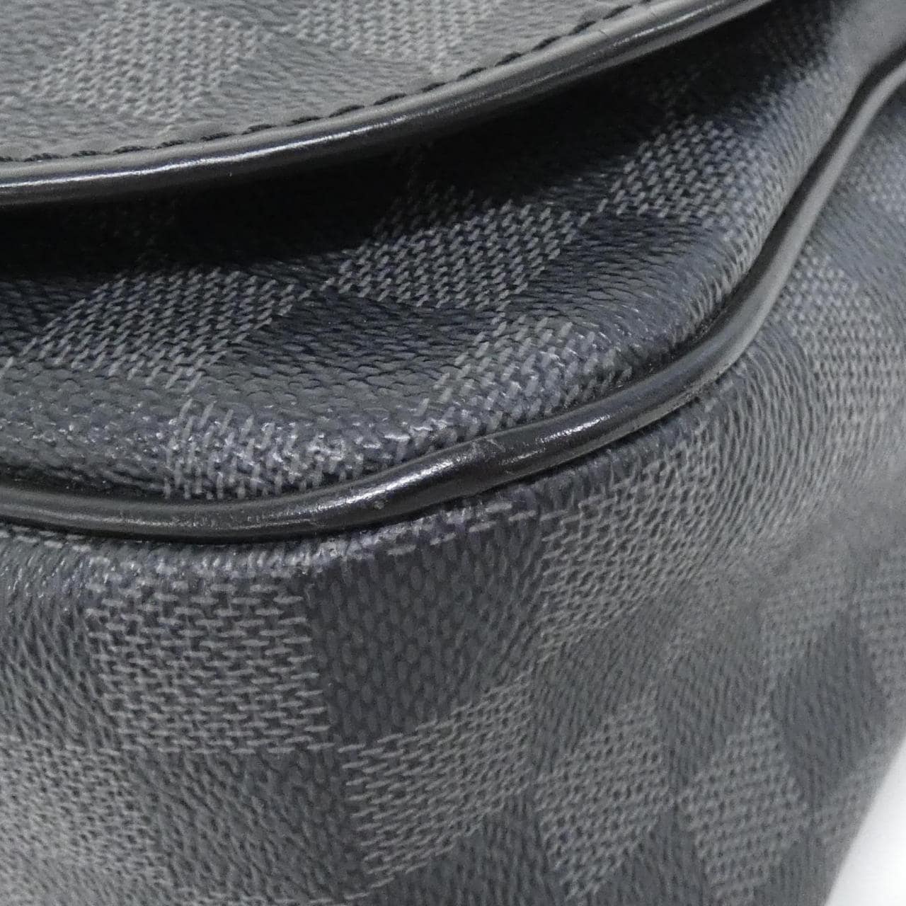 ルイヴィトン ダミエ グラフィット レンツォ N51213 ショルダーバッグ