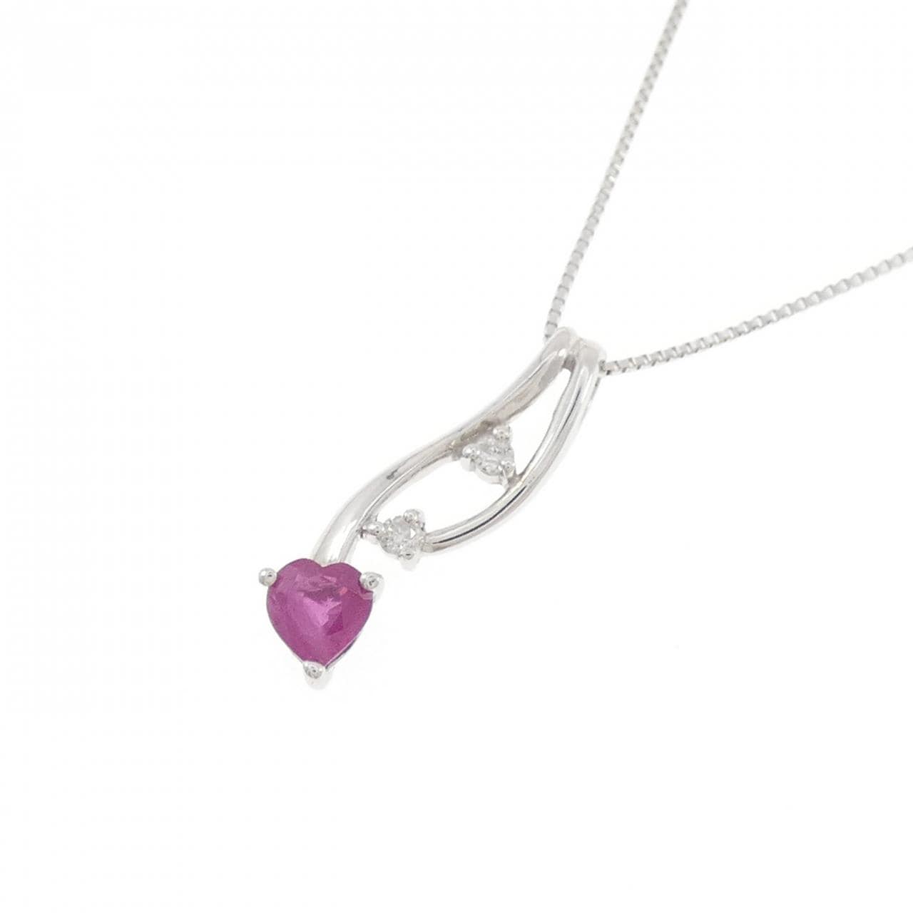 K18WG ハート ルビー ネックレス 0.35CT