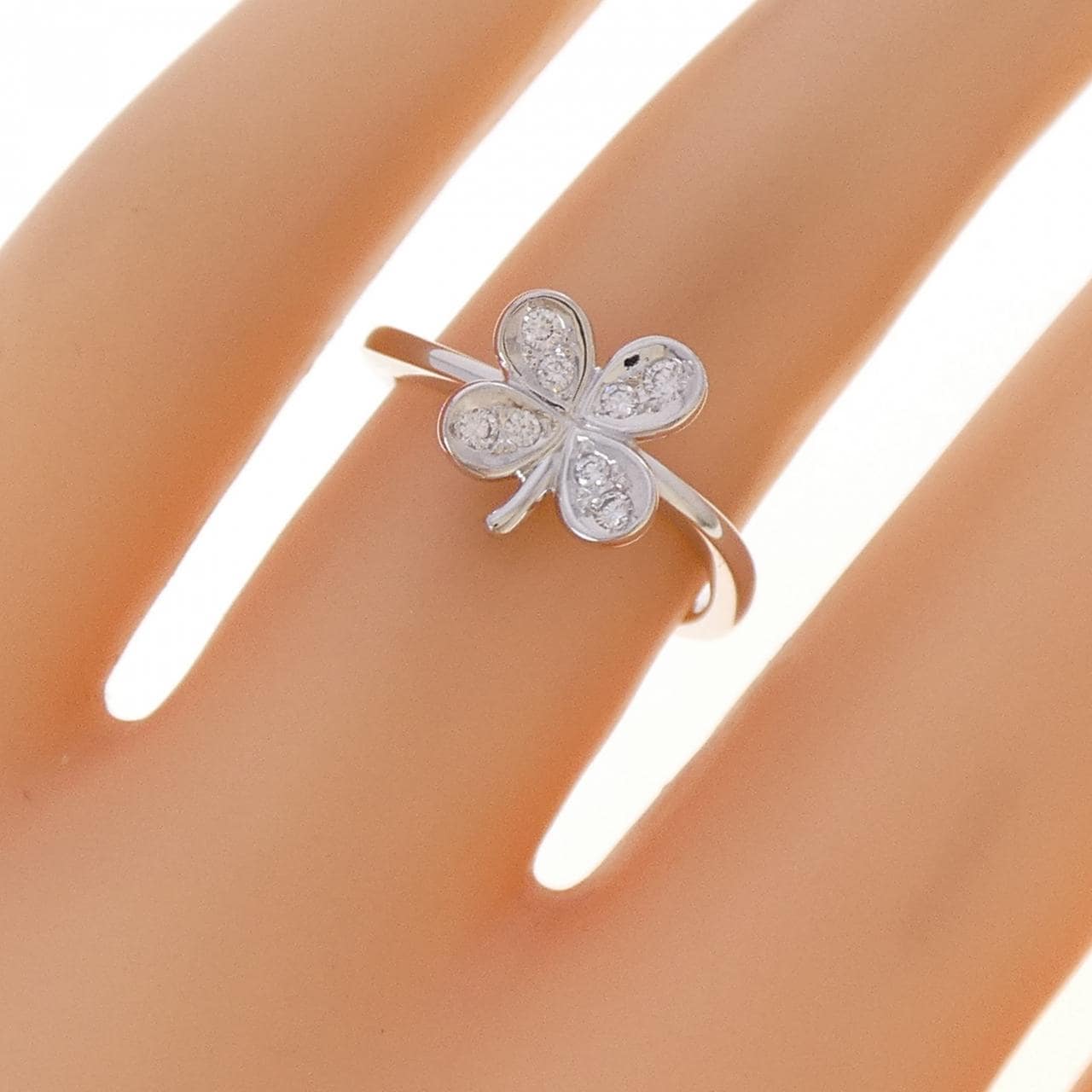 タサキ クローバー ダイヤモンド リング 0.08CT