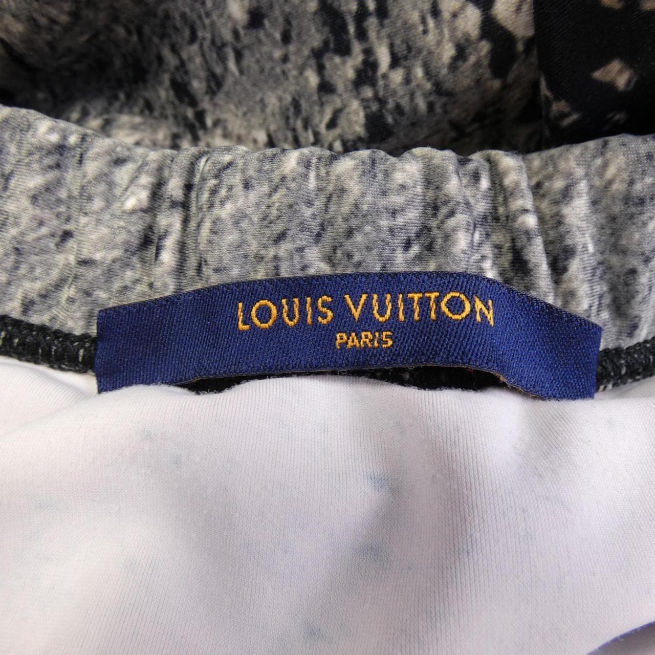 ルイヴィトン LOUIS VUITTON HFY69WGCZ パンツ