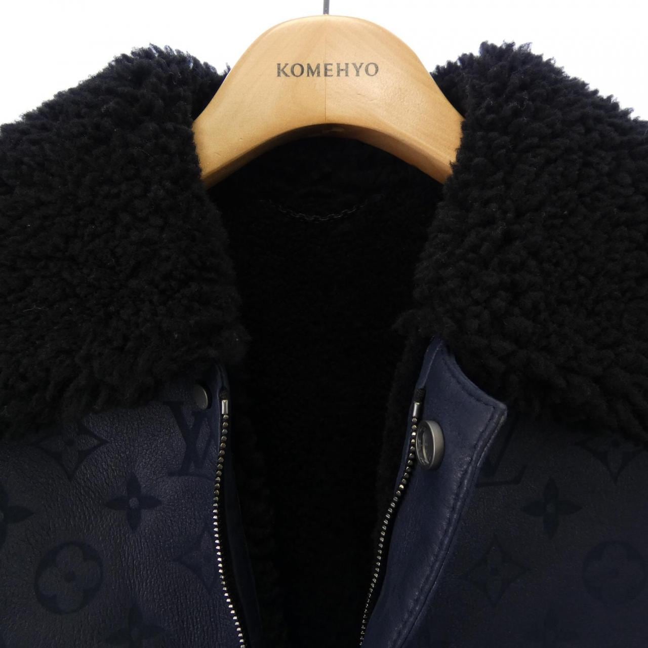ルイヴィトン LOUIS VUITTON LVSEモノグラムシアリング HML42EYGL ムートンジャケット
