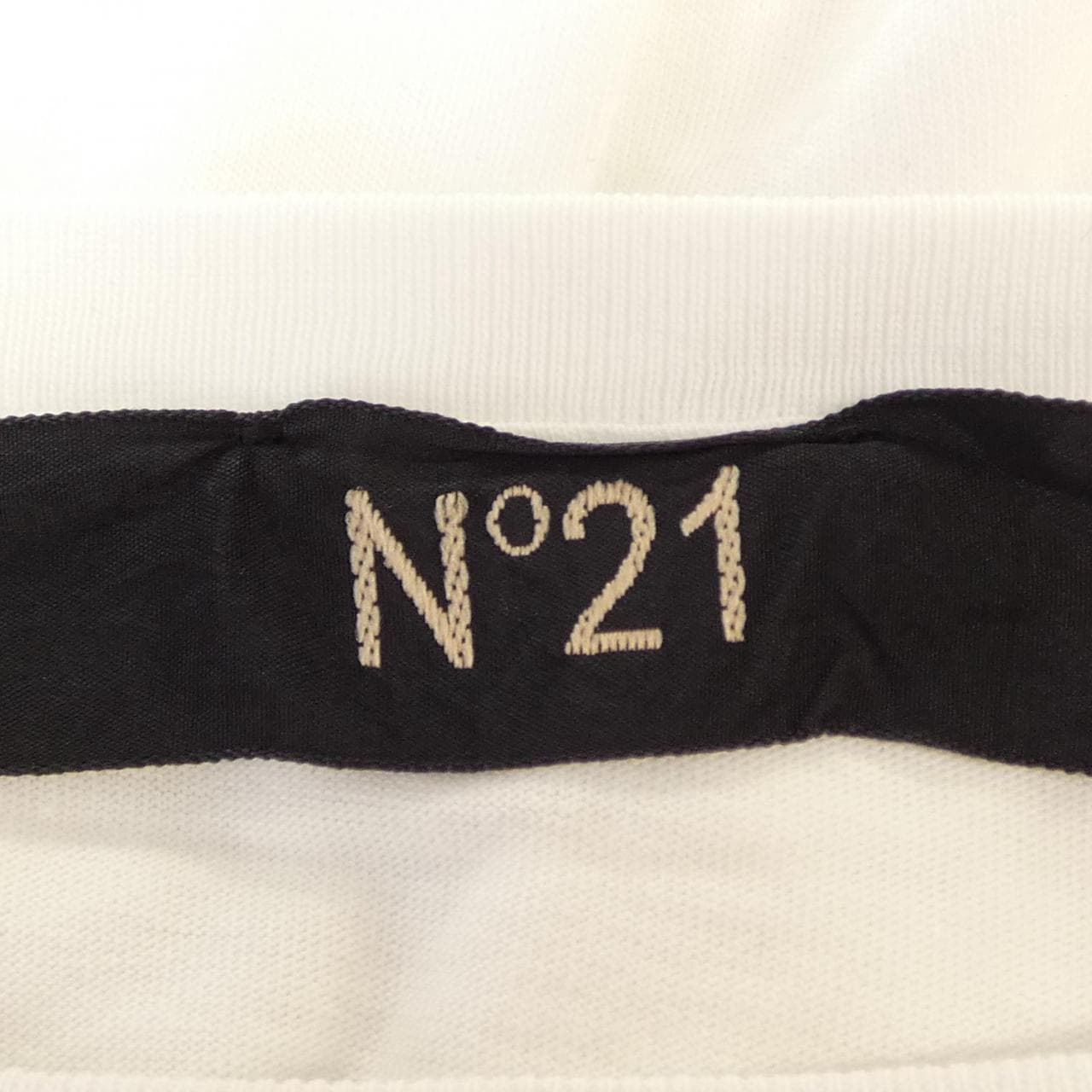 ヌメロヴェントゥーノ N°21 トップス