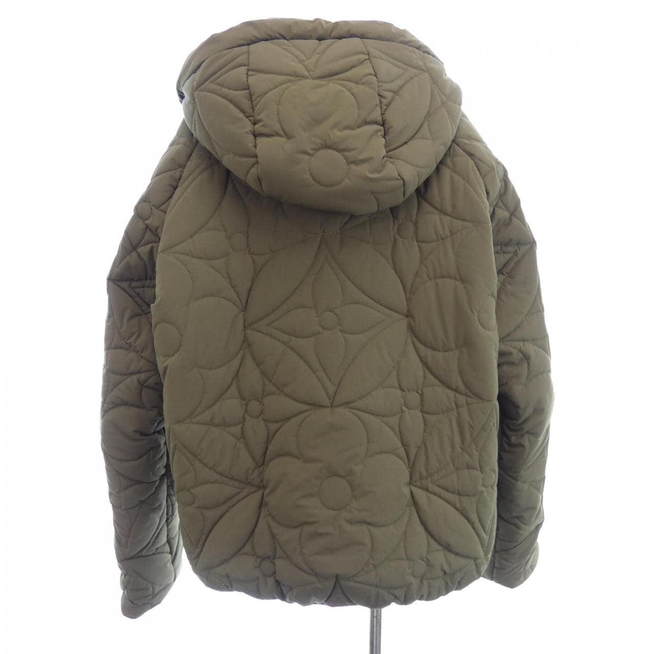 ルイヴィトン LOUIS VUITTON LVSEフラワーキルテッドフーディジャケット HMB47WPPX ジャケット