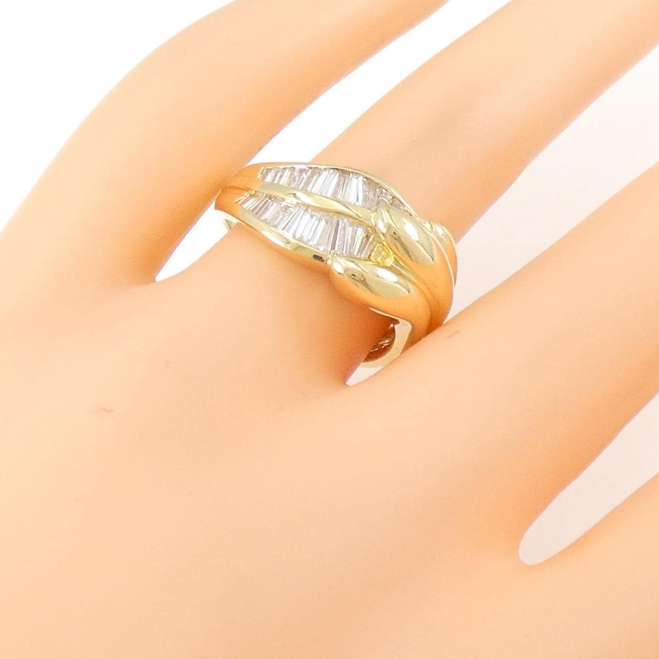 750YG ダイヤモンド リング 0.77CT