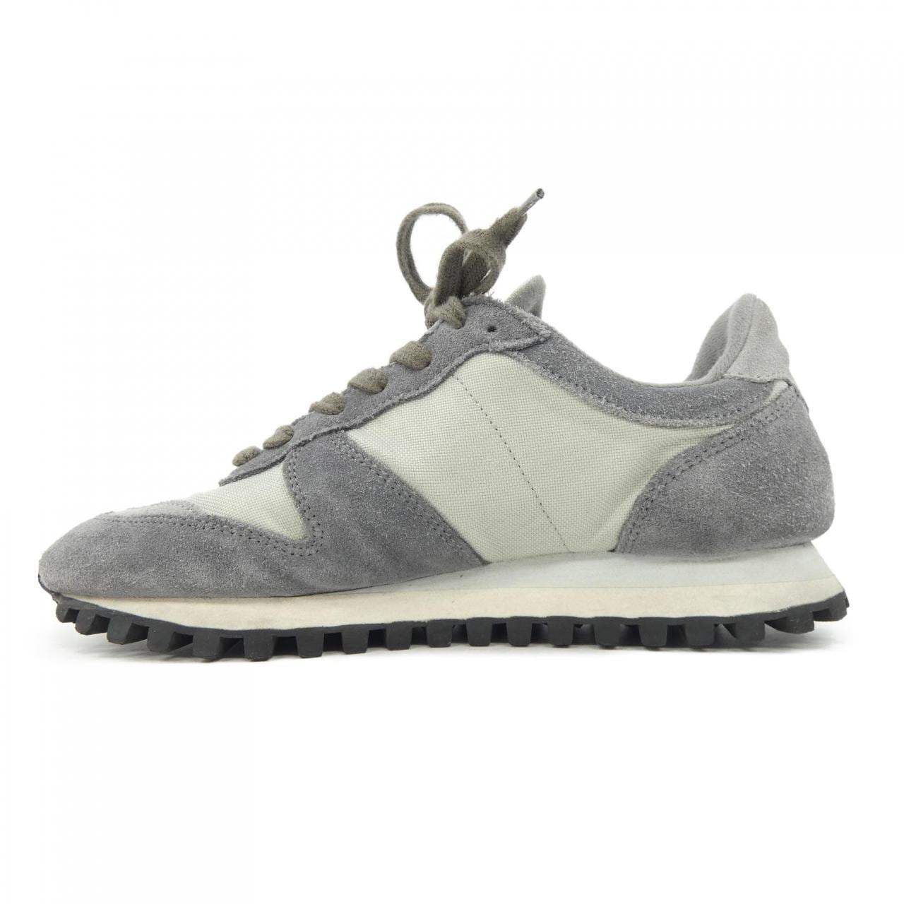 ノヴェスタ NOVESTA スニーカー