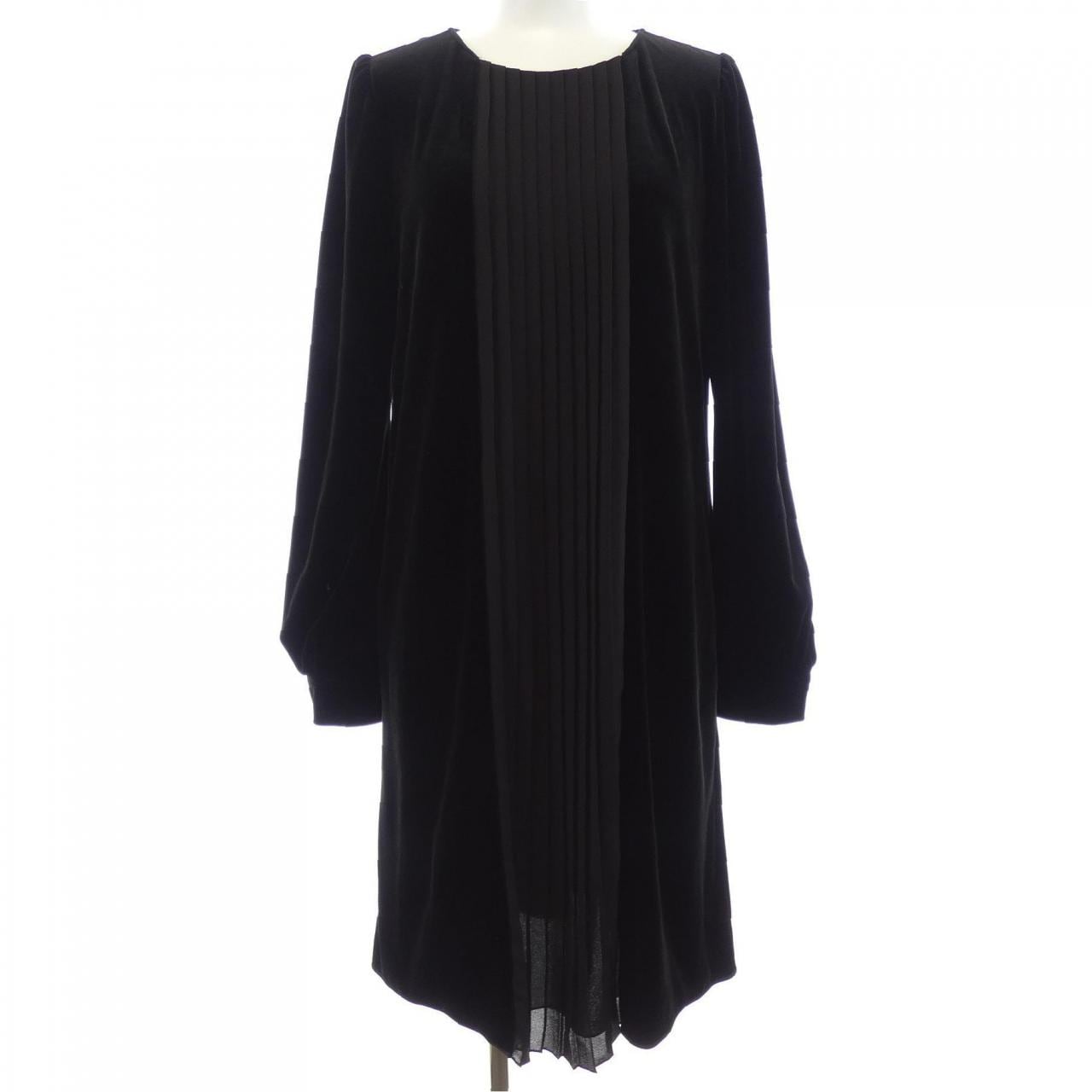 ベロアノワールbyフォクシー VELOUR NOIR by FOXEY　N.Y 40145 ワンピース