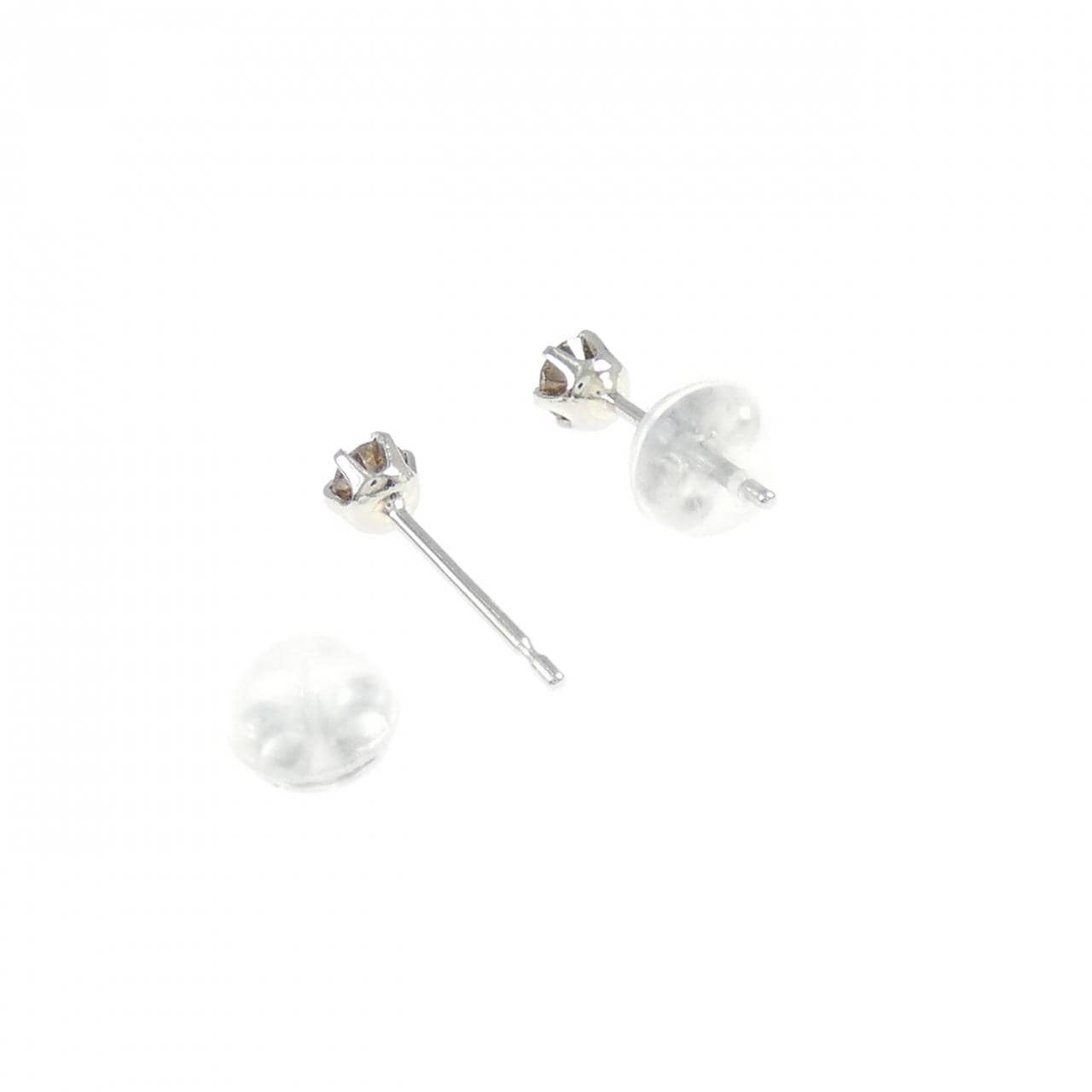 PT900 ソリティア ダイヤモンド ピアス 0.20CT