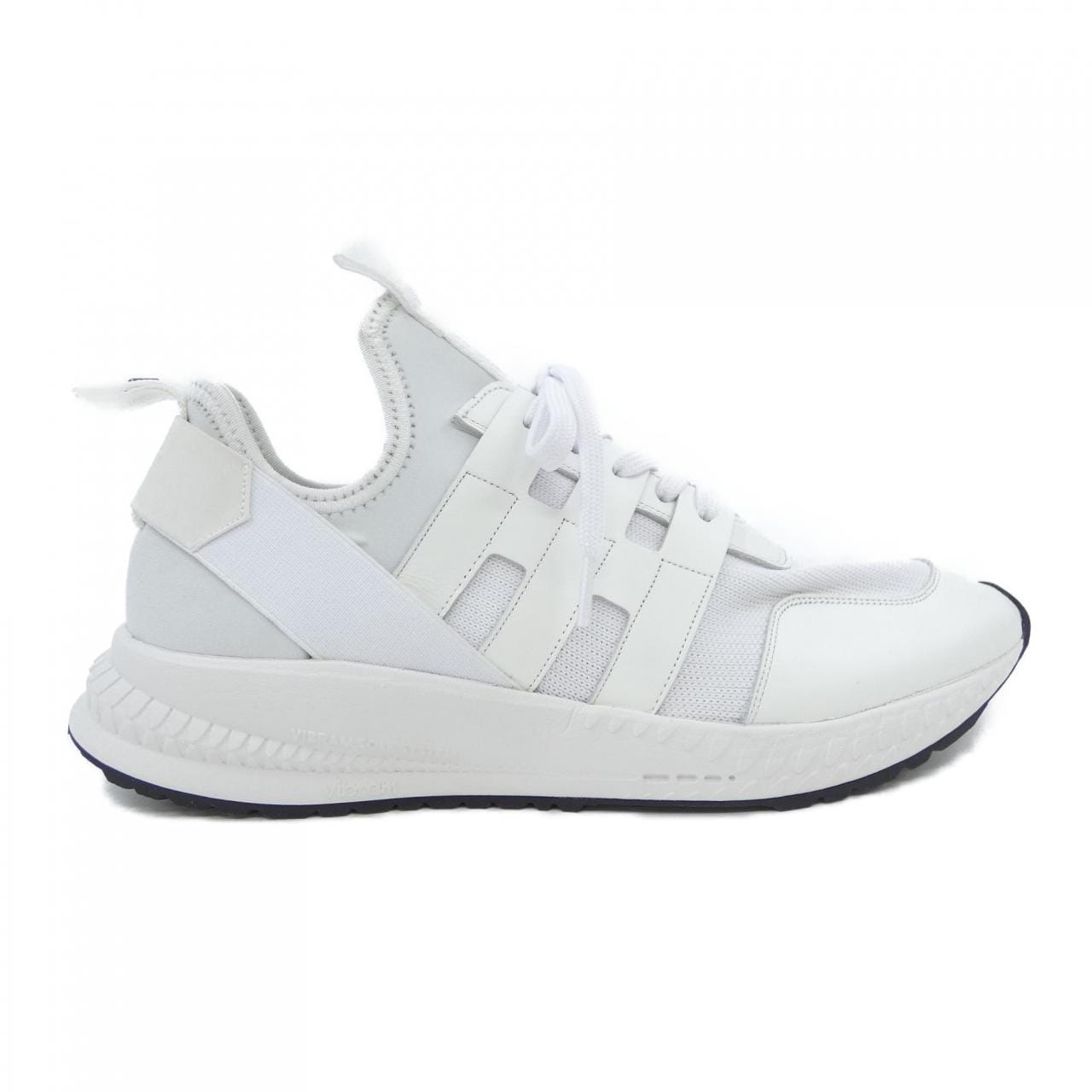 ダブルエイチ WH スニーカー