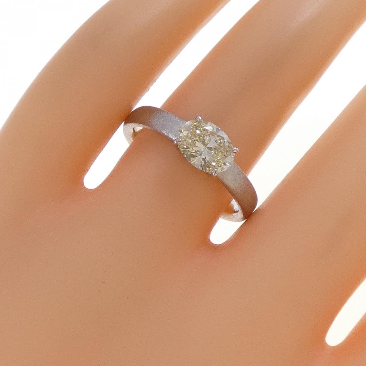 PT900 ダイヤモンド リング 1.013CT LY VS2 オーバルカット