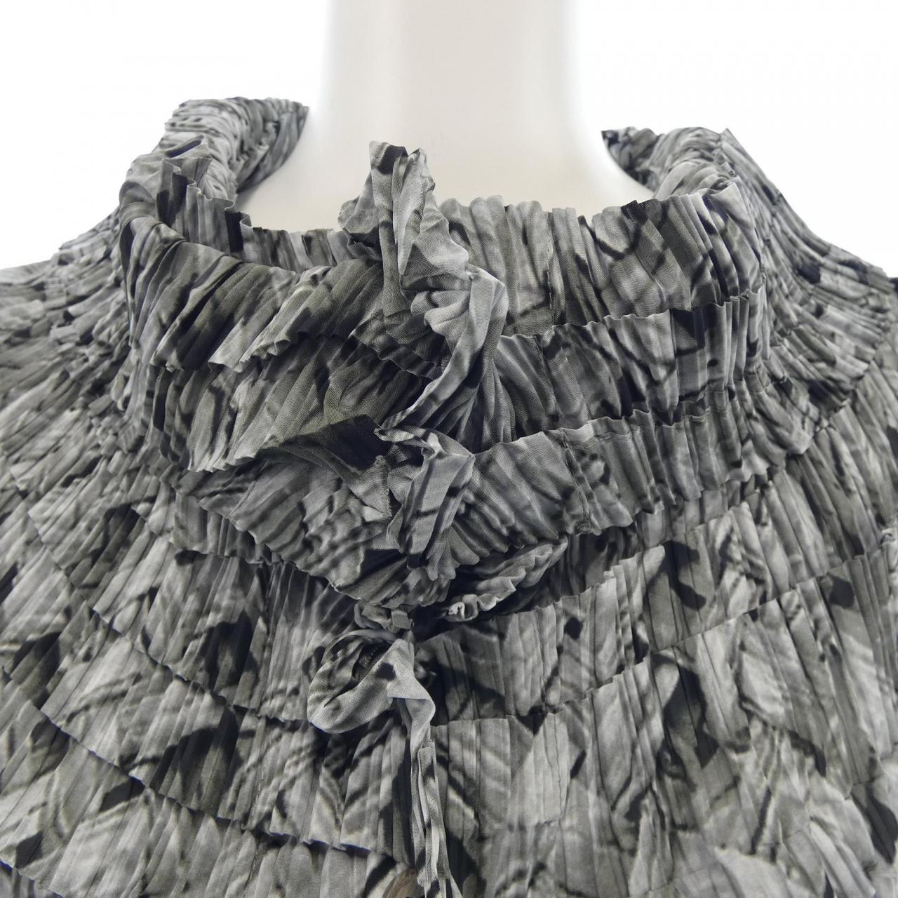 イッセイミヤケ ISSEY MIYAKE IM11FJ283 シャツ