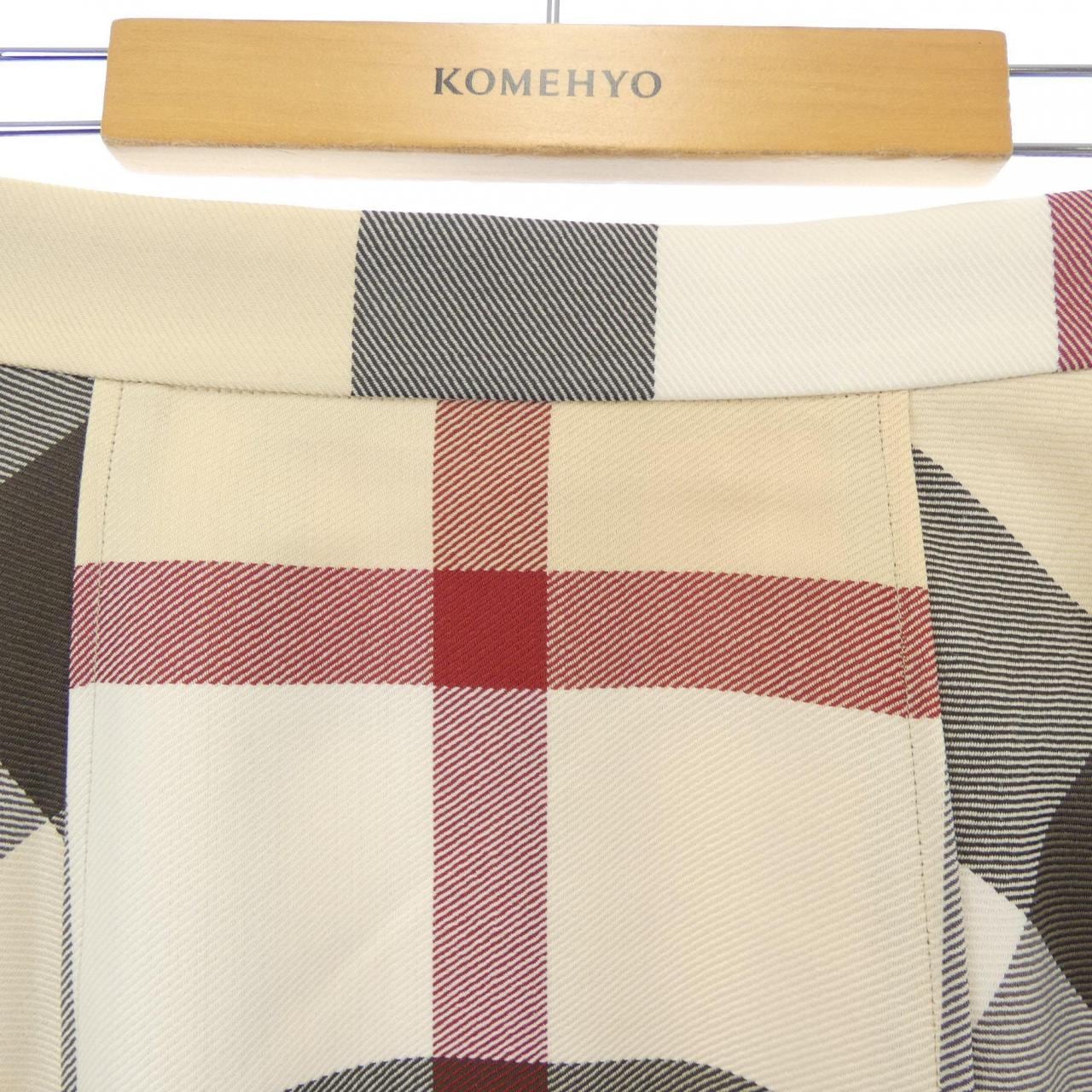 ブルーレーベルクレストブリッジ BLUE LABEL CRESTBRIDGE スカート
