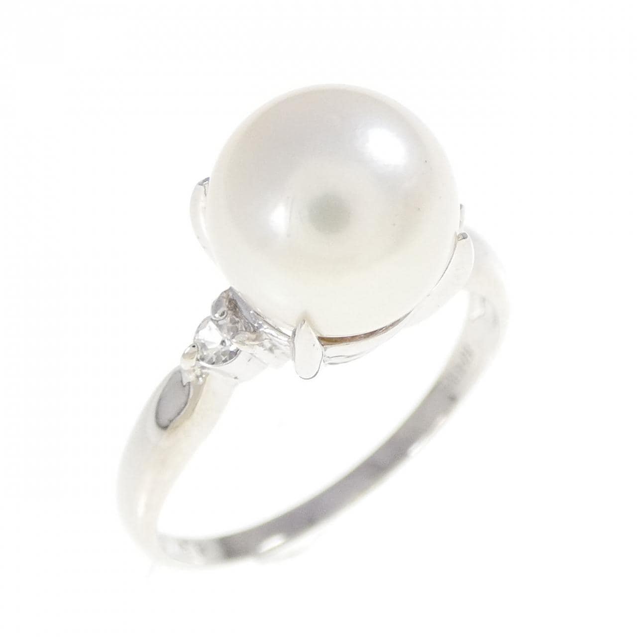 K14WG Akoya珍珠戒指 8.8 毫米