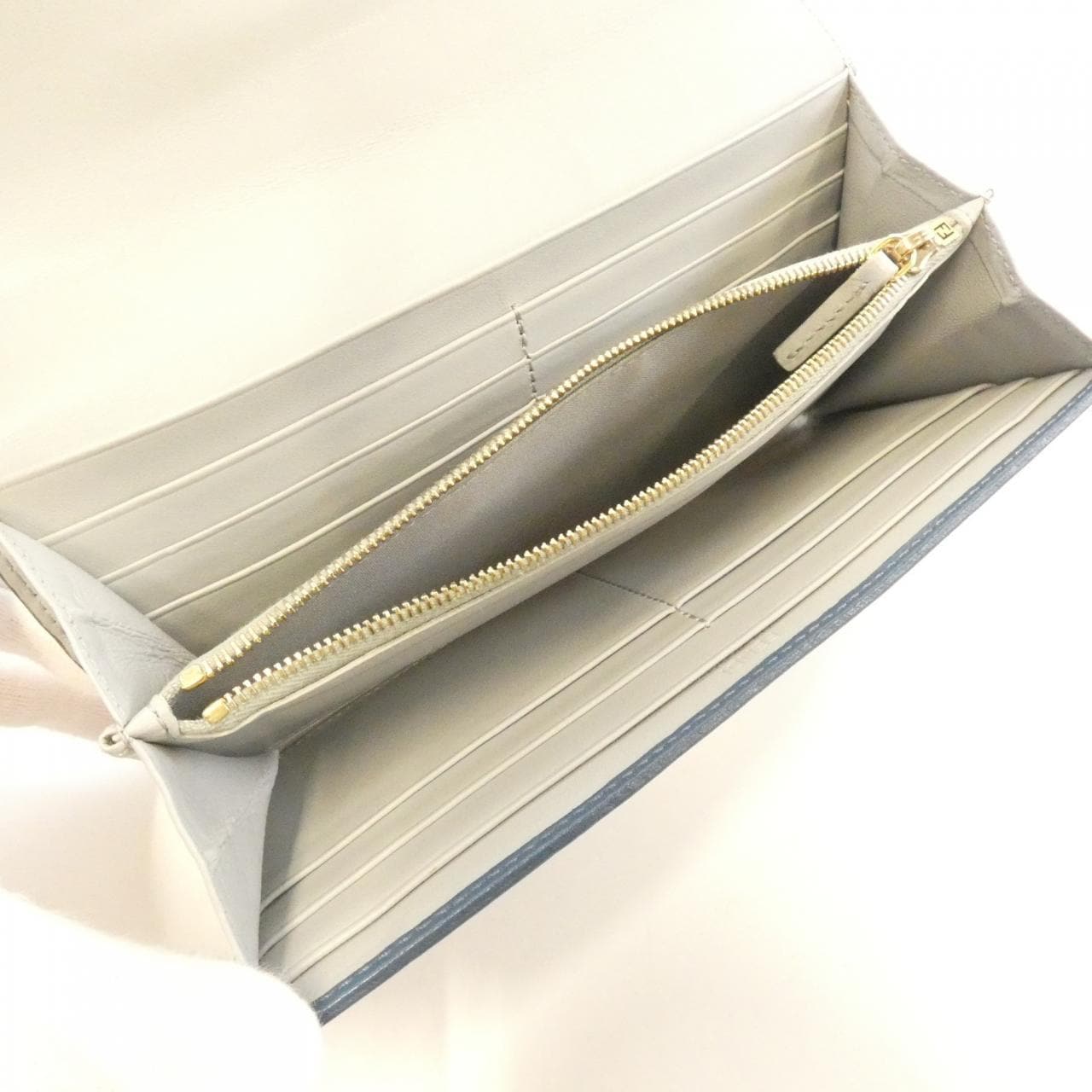 フェンディ ピーカブー 8M0377 SFH 財布