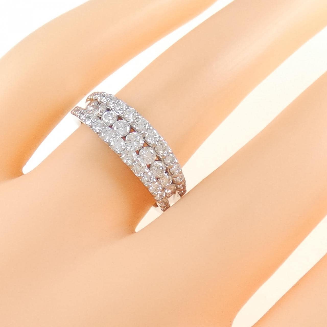 PT900 ダイヤモンド リング 1.00CT