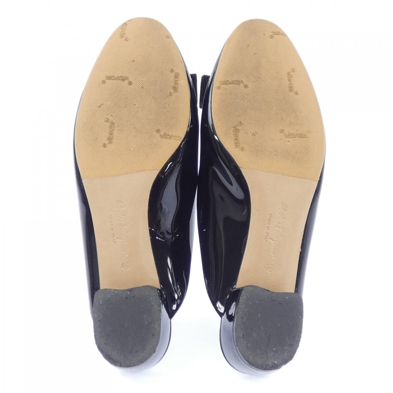 サルヴァトーレフェラガモ SALVATORE FERRAGAMO パンプス