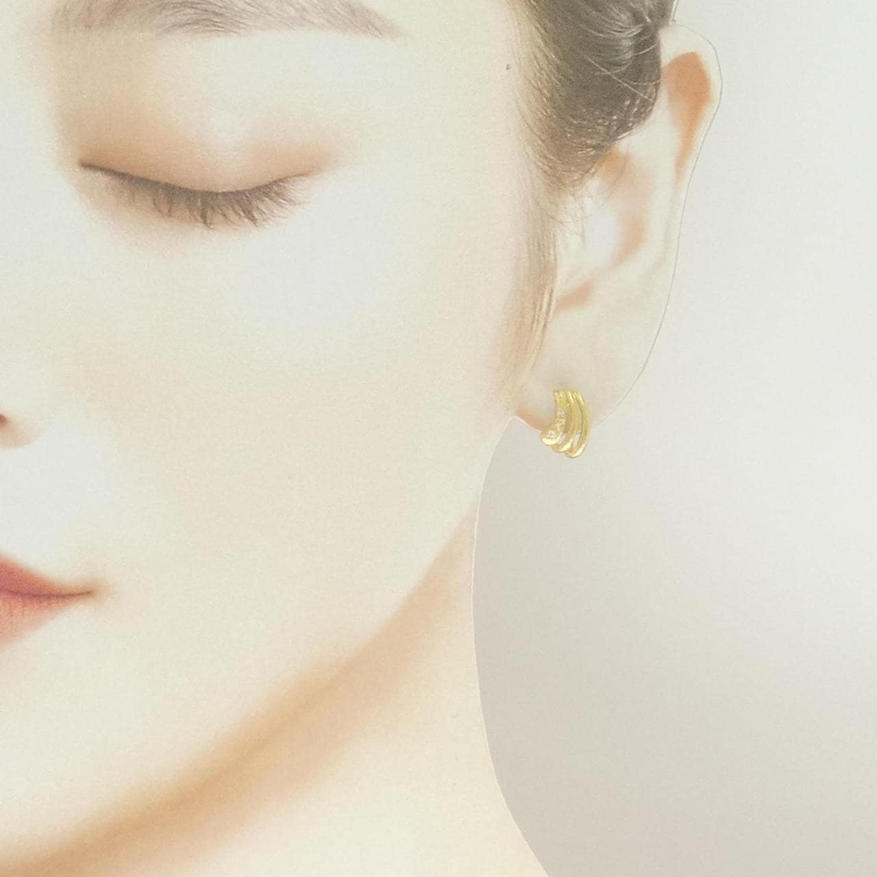 K18YG ダイヤモンド ピアス 0.06CT