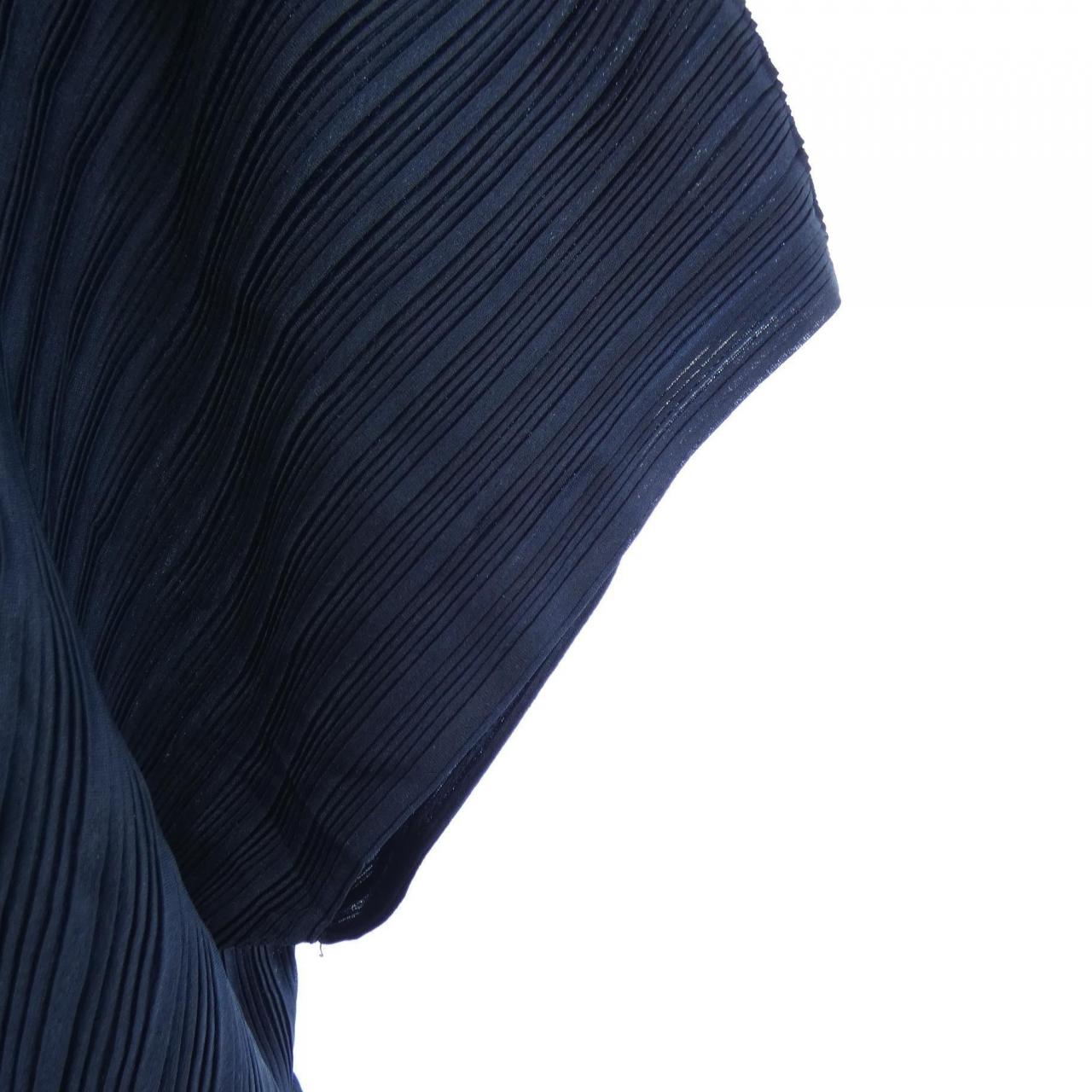 プリーツプリーズ PLEATS PLEASE PP23-FT355 トップス